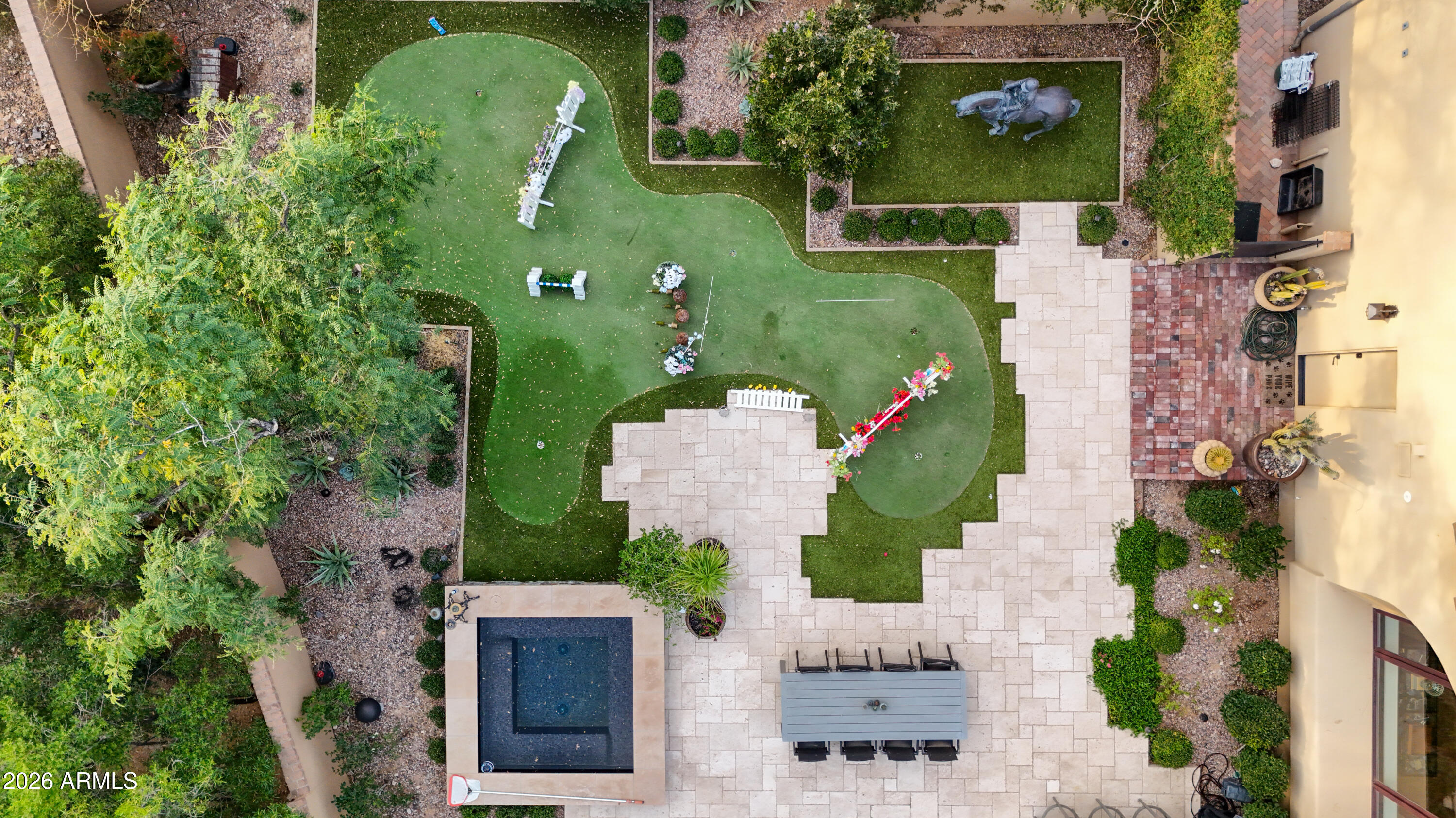 10244 E WINDRUNNER Drive