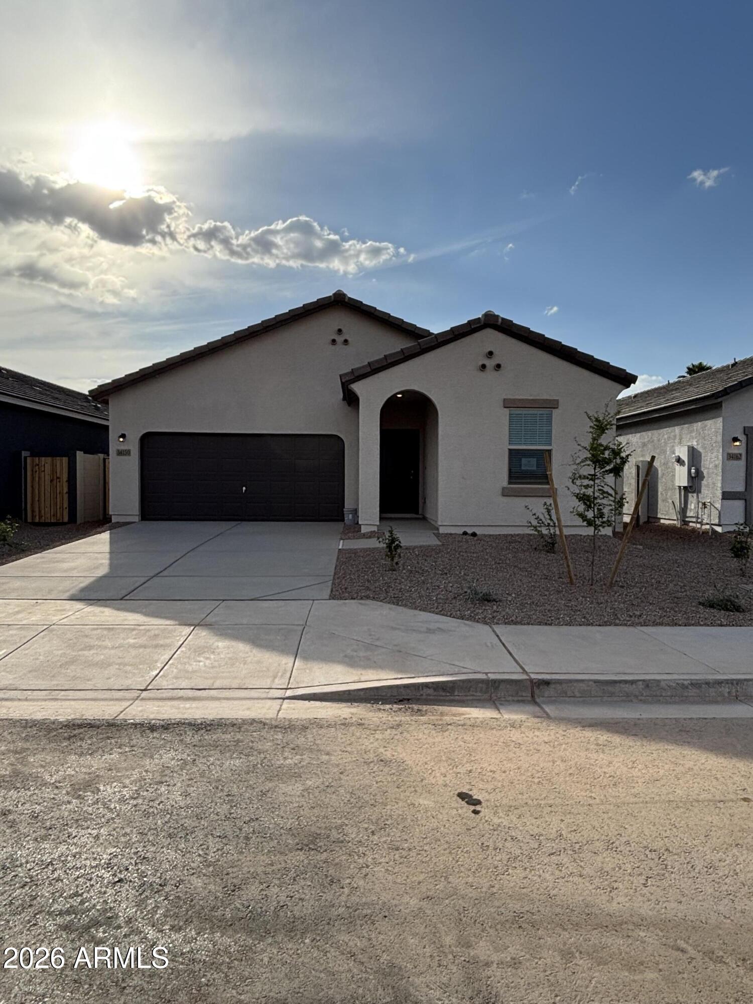 34150 N STONELEIGH Drive