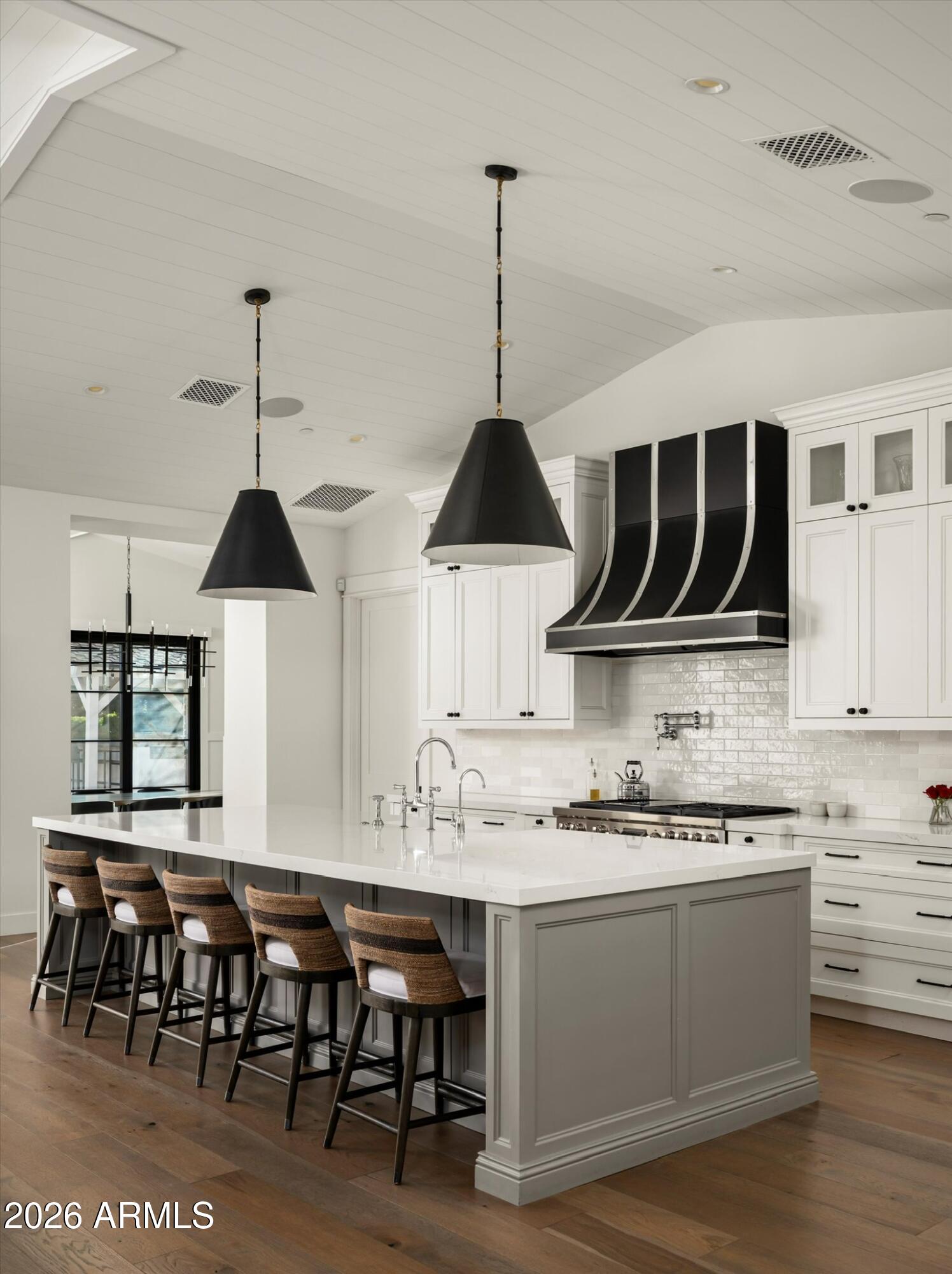 5903 E LAFAYETTE Boulevard