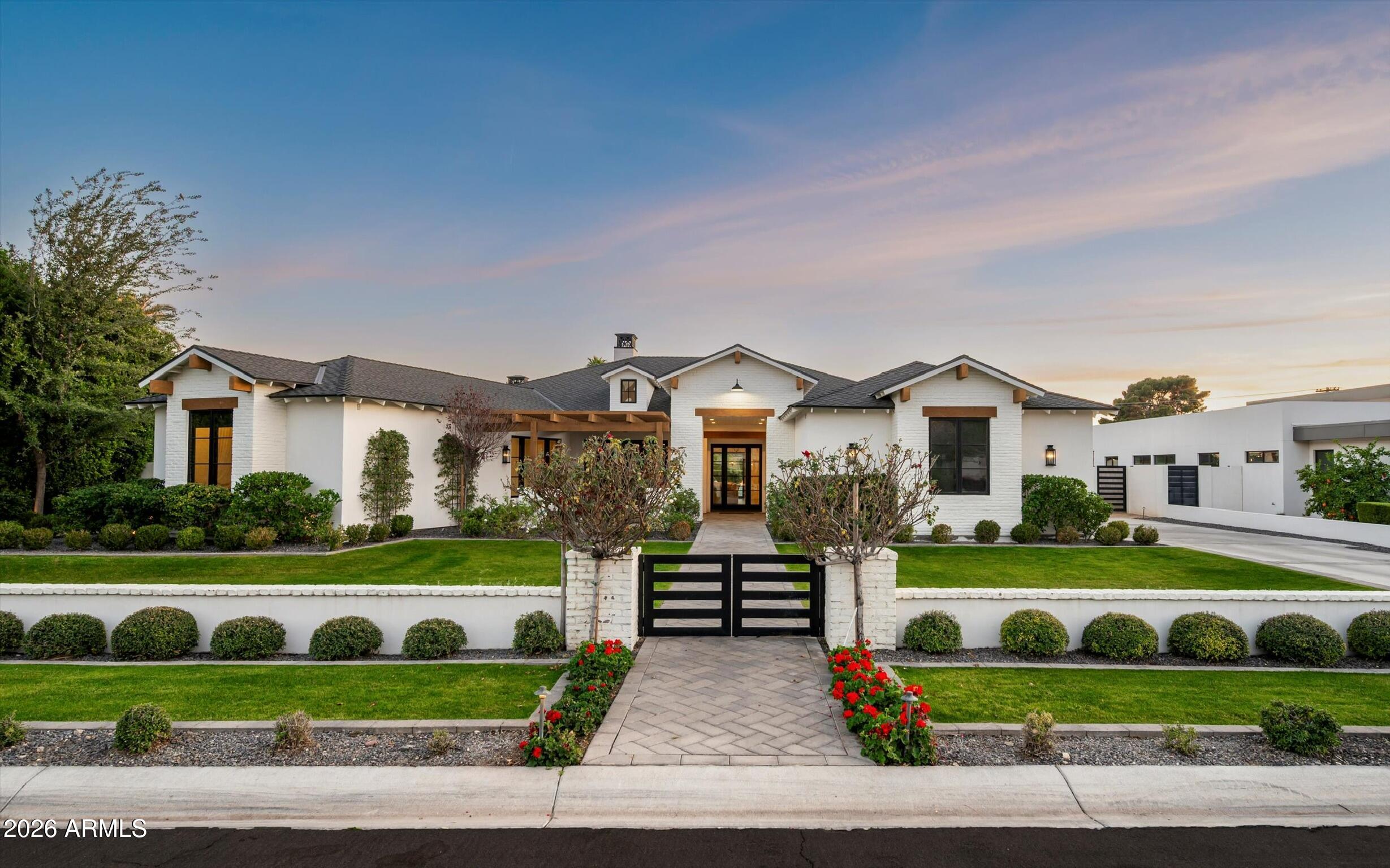 5903 E LAFAYETTE Boulevard