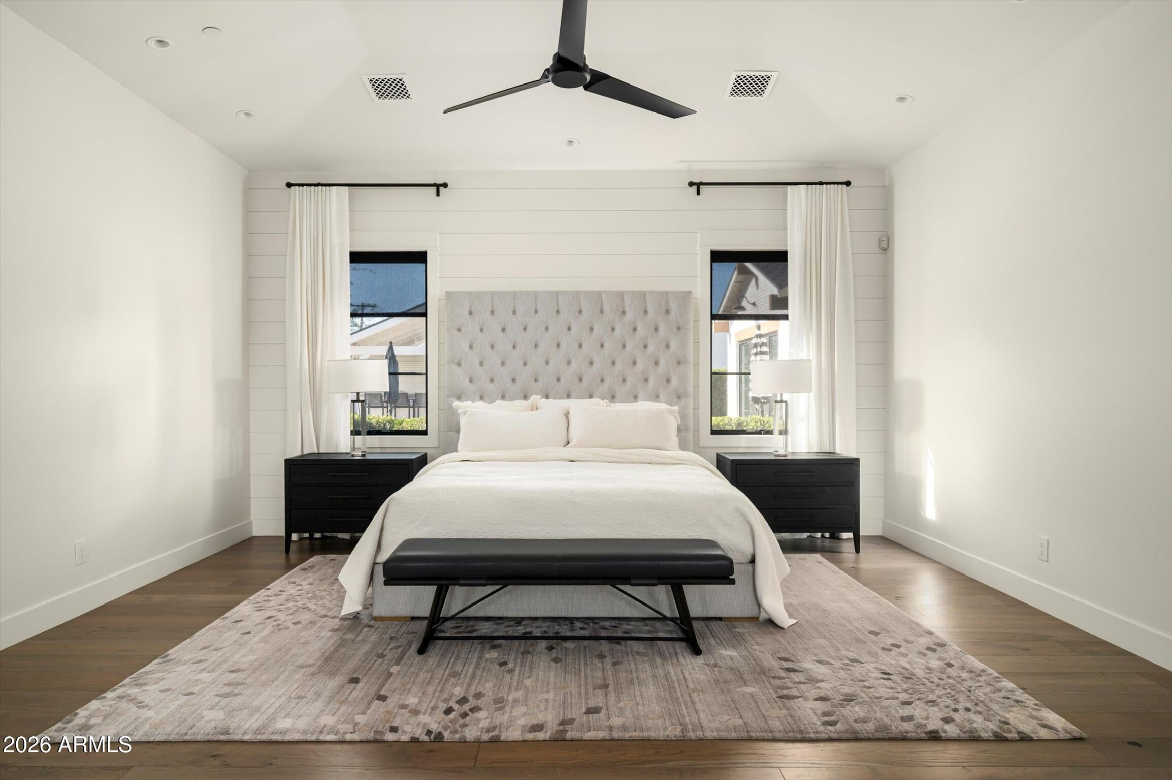 5903 E LAFAYETTE Boulevard