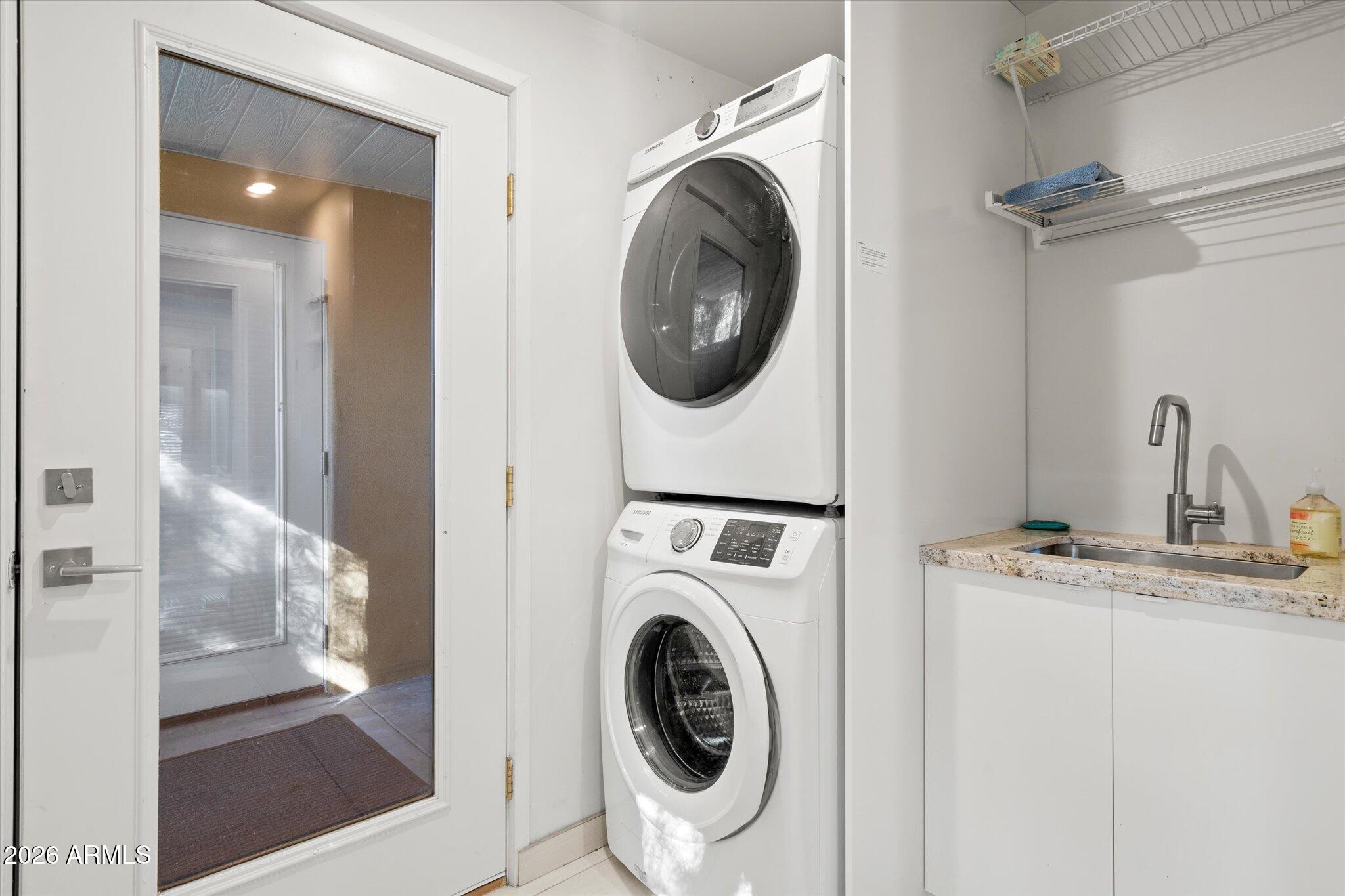 3812 E CORONADO Road