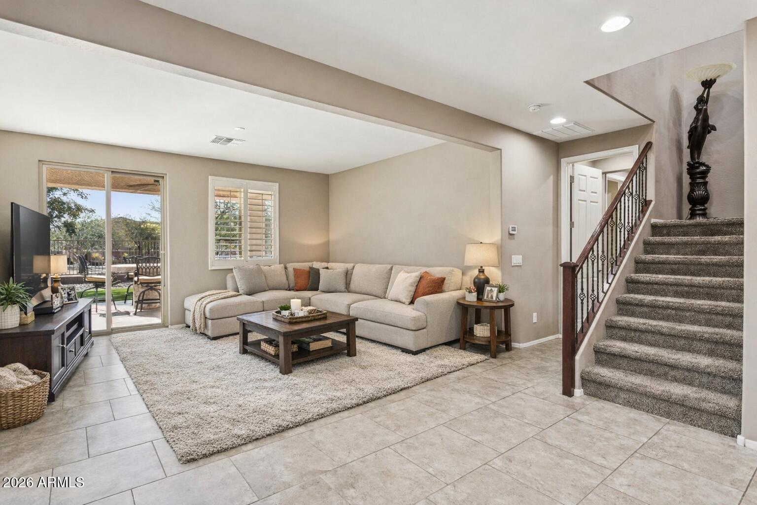 12151 W Davis Lane
