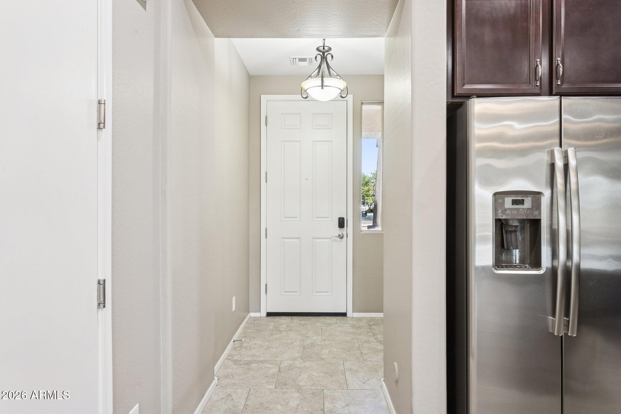 12151 W Davis Lane