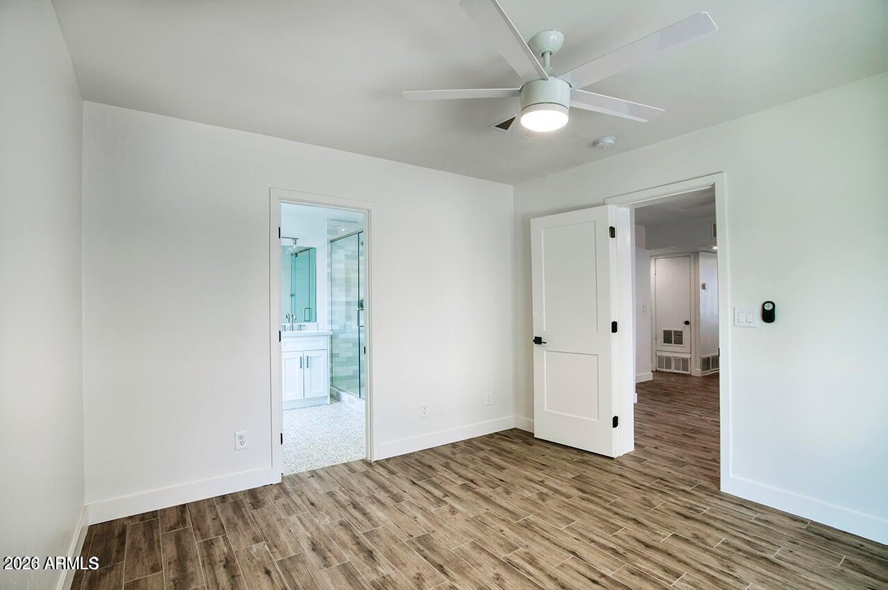 2509 E COOLIDGE Street