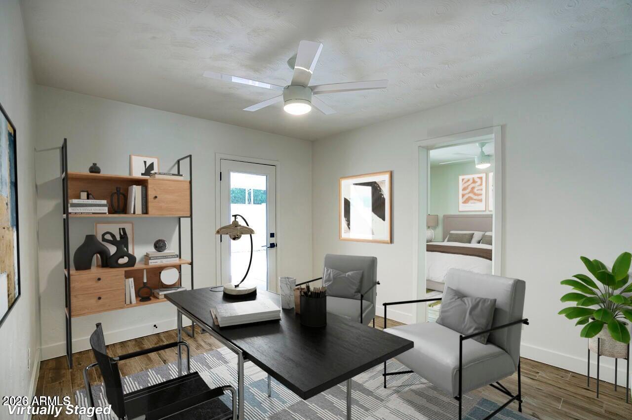 2509 E COOLIDGE Street