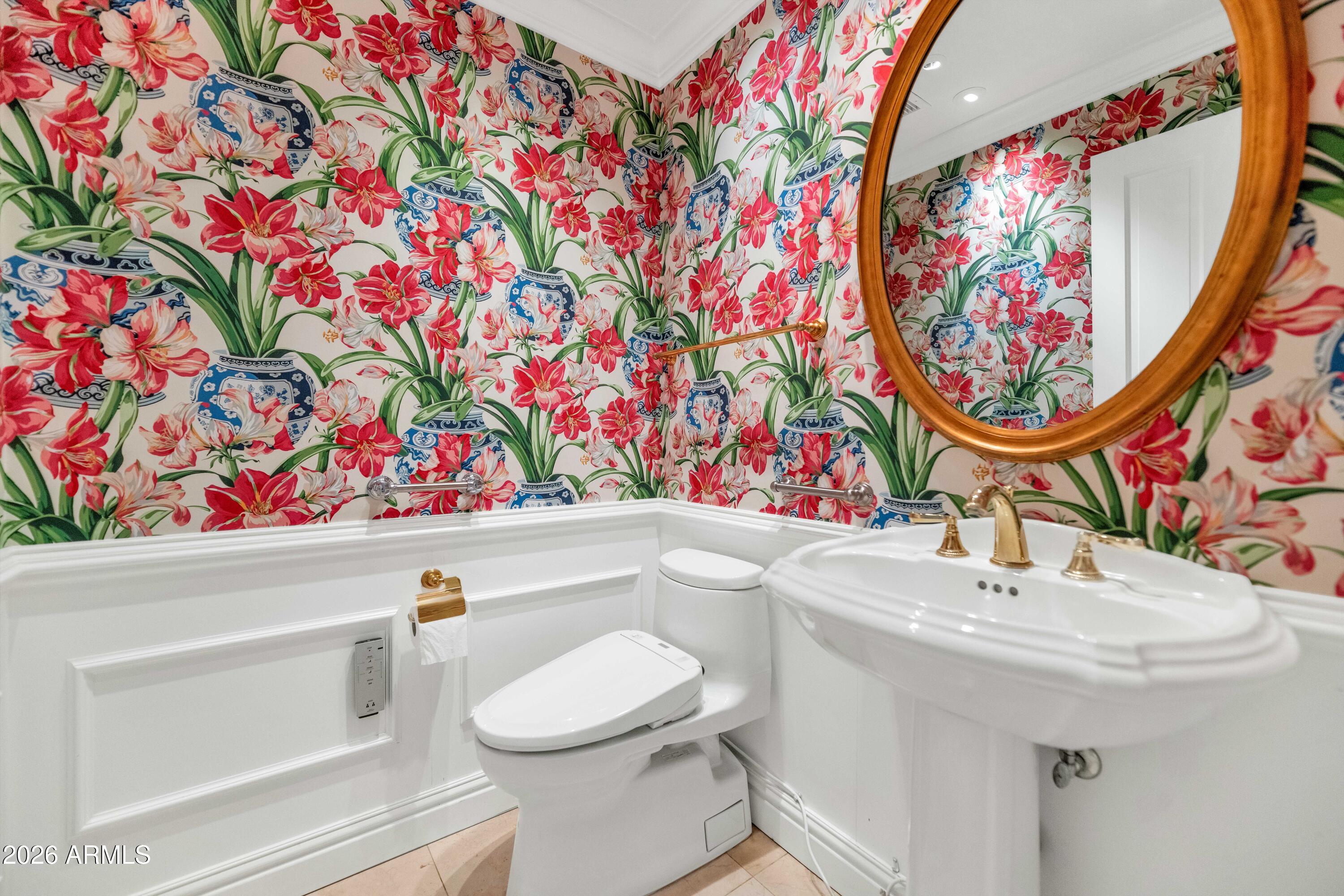 6301 E HUNTRESS Drive