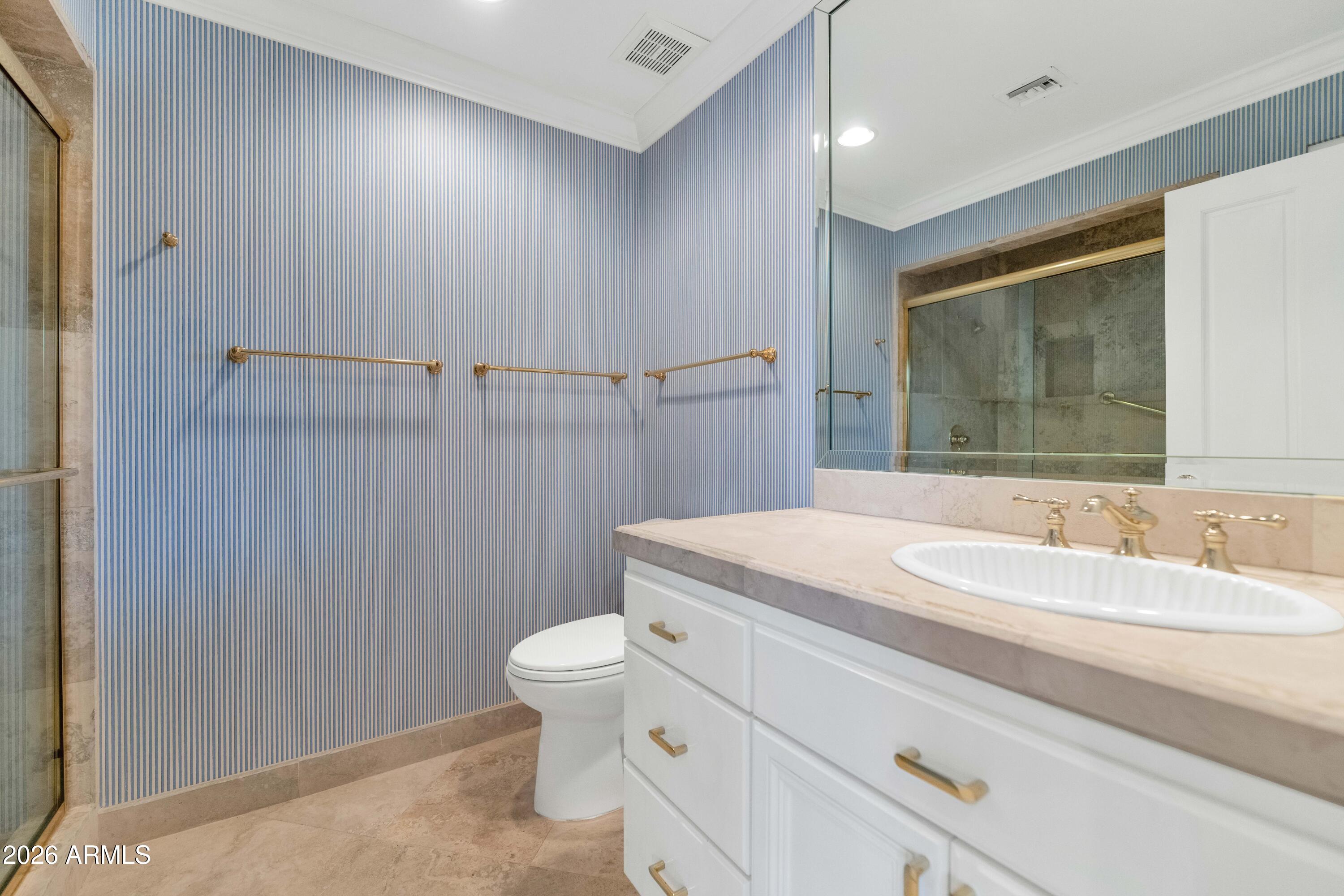 6301 E HUNTRESS Drive