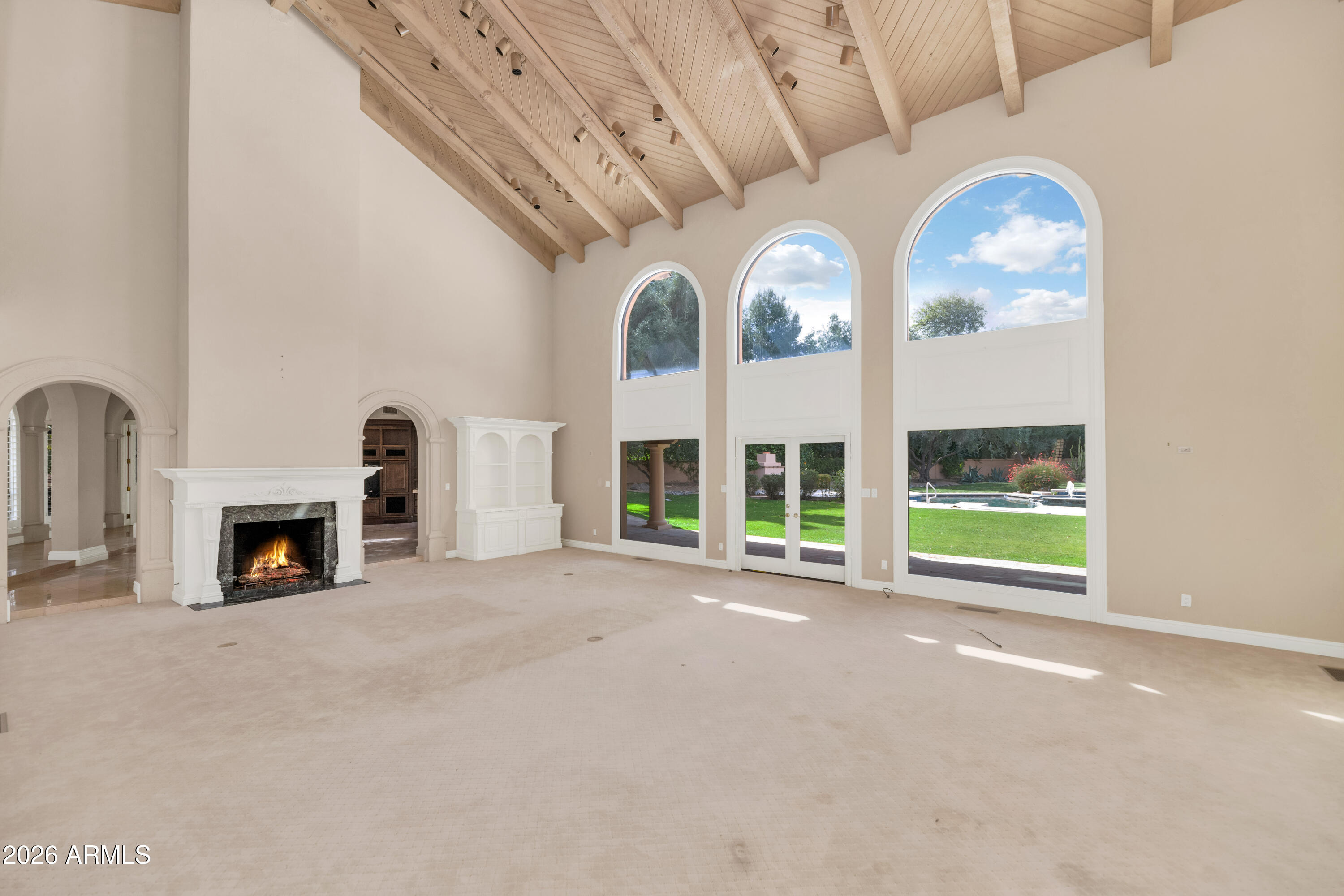 6301 E HUNTRESS Drive