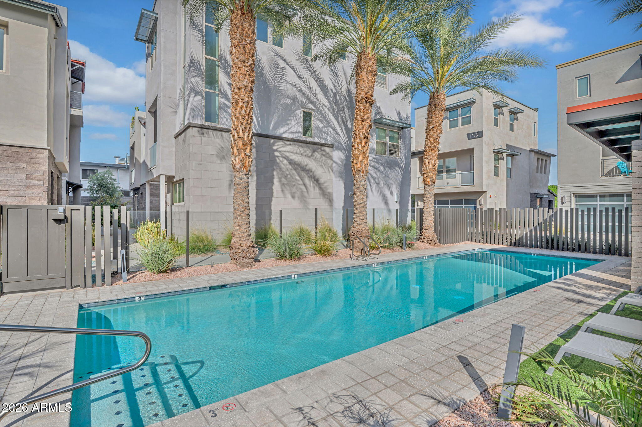 3510 N MILLER Road 1011