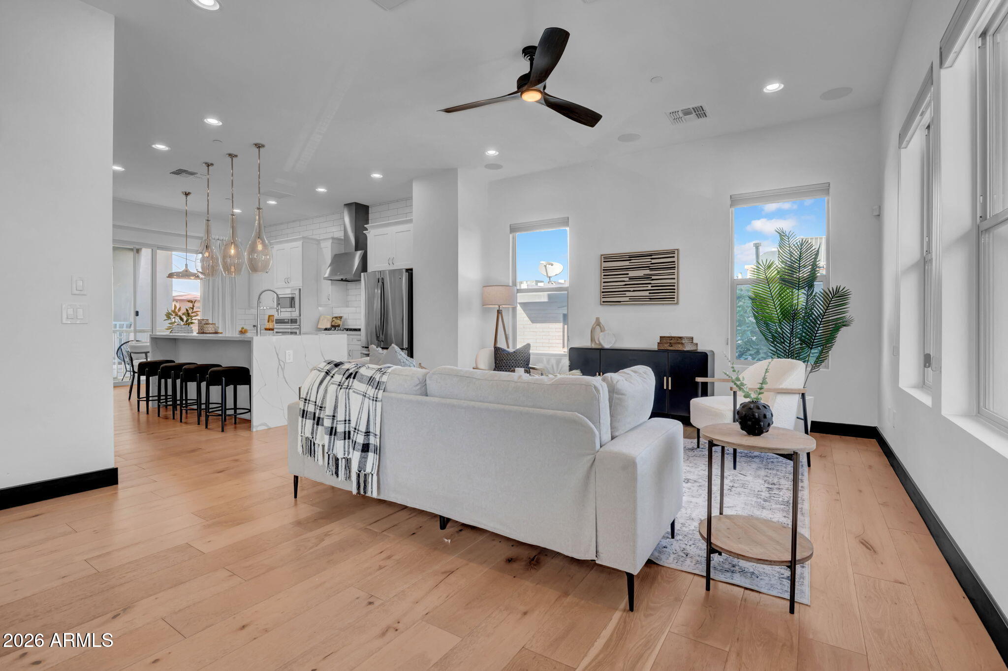 3510 N MILLER Road 1011