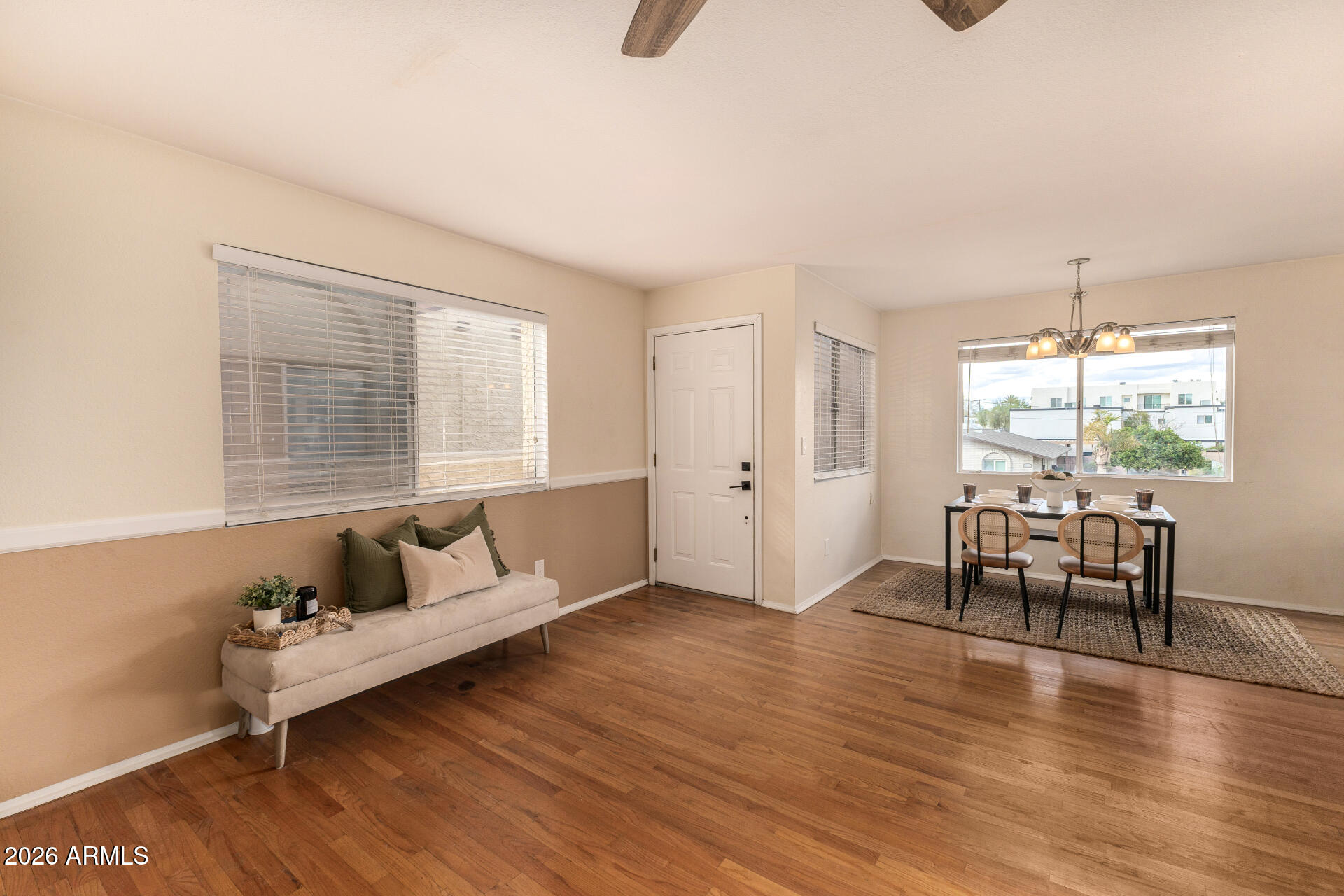 6943 E EARLL Drive 6