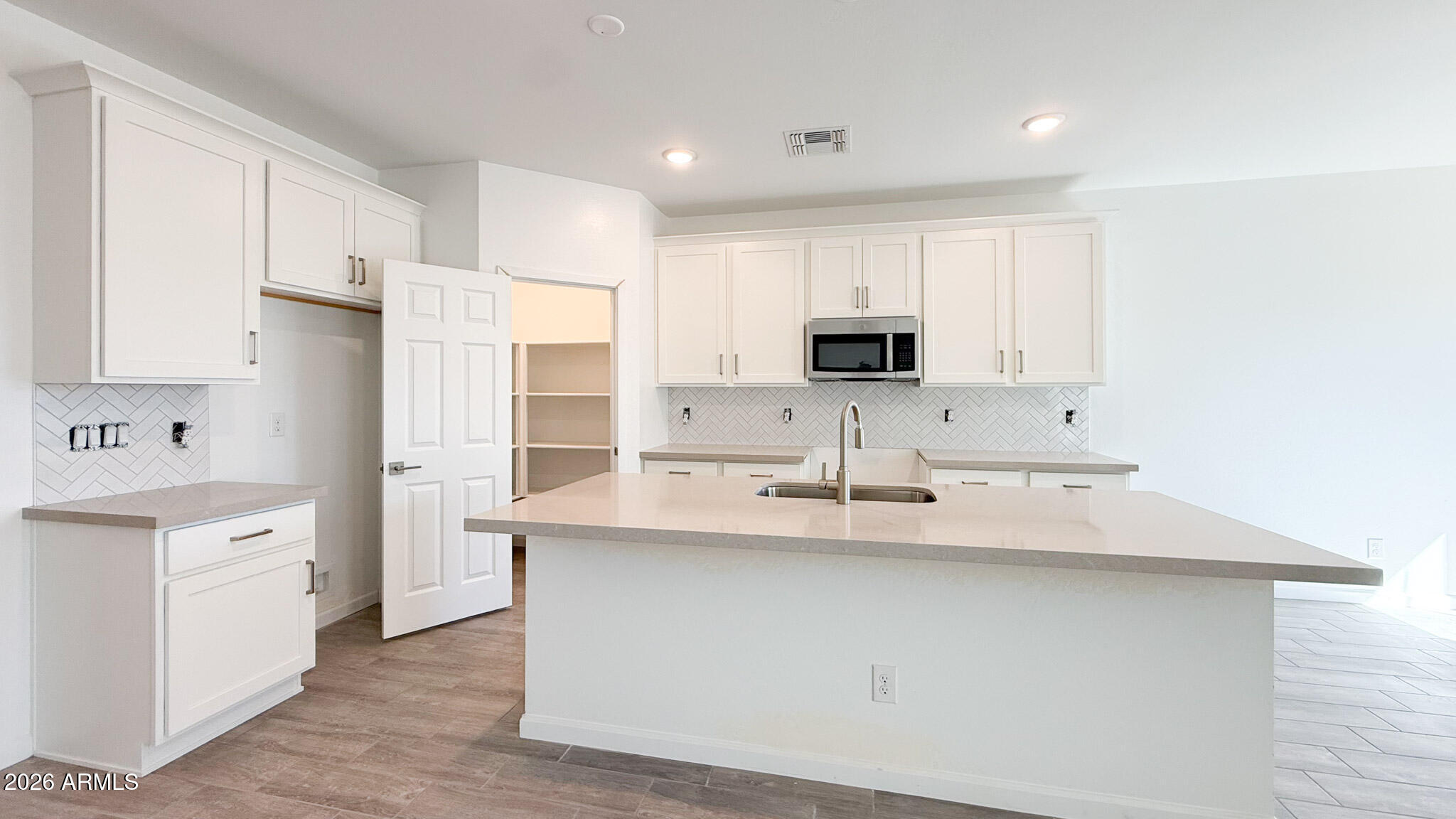 47637 W MOELLER Road