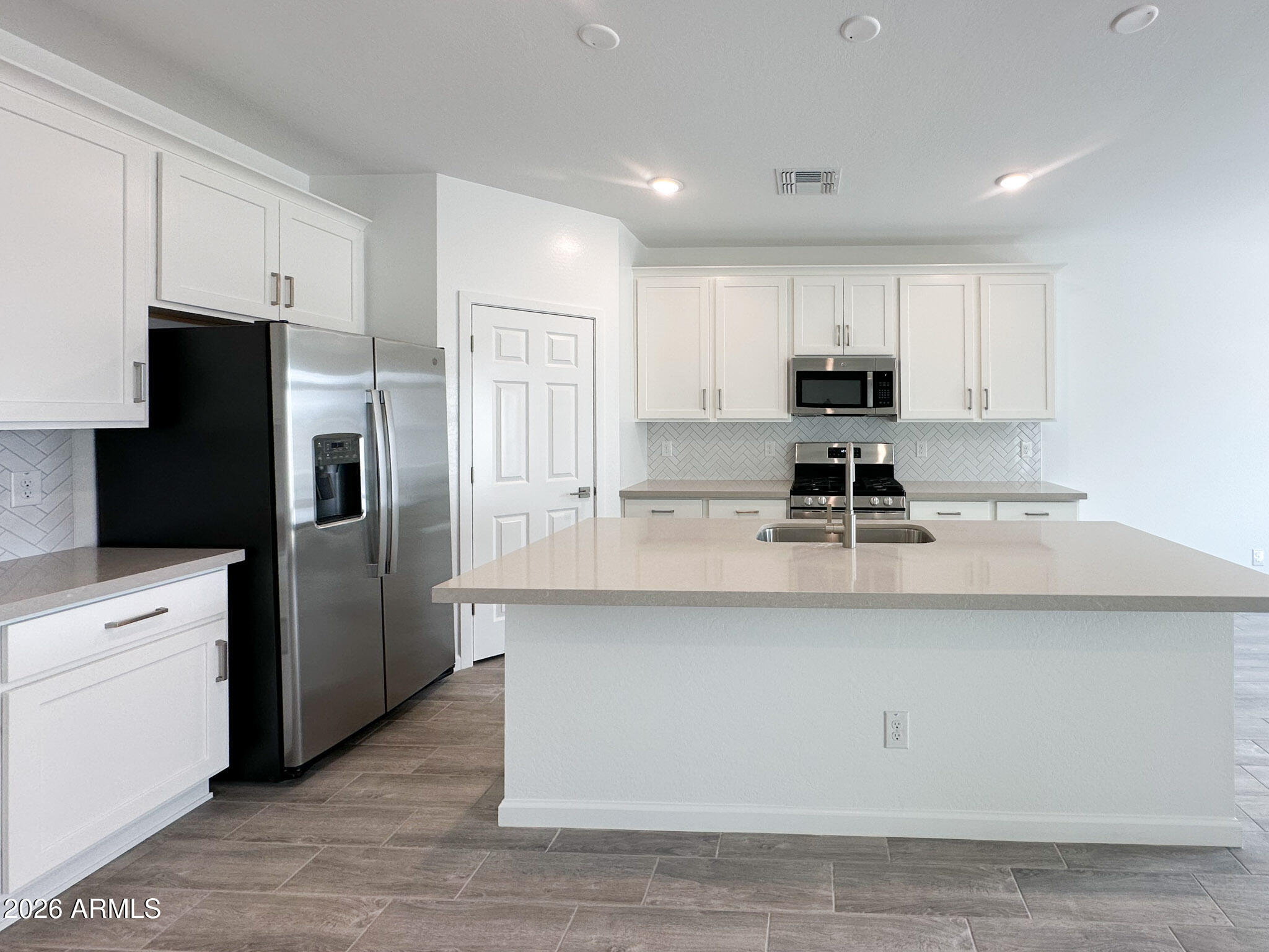 47637 W MOELLER Road