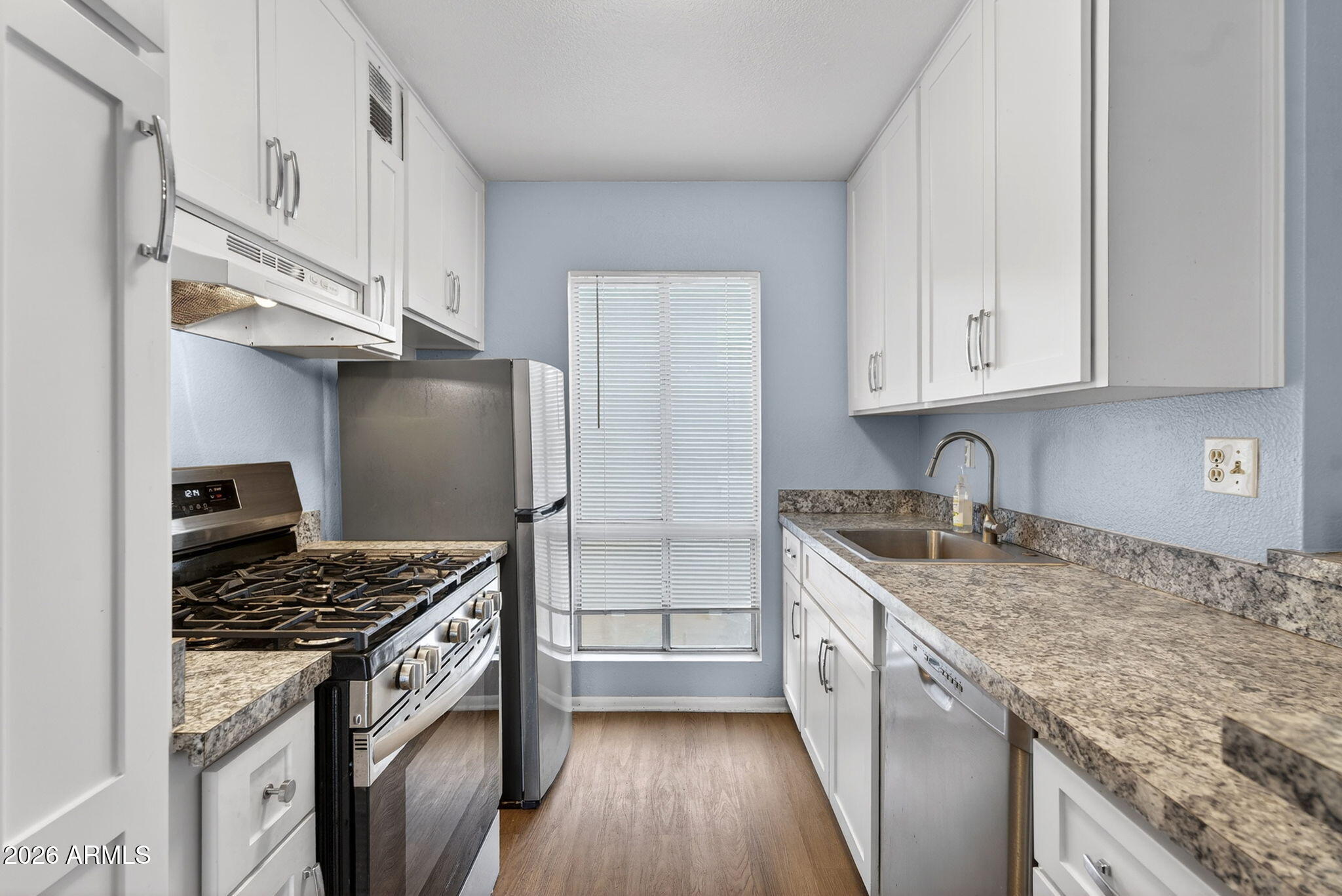 1701 W TUCKEY Lane 206