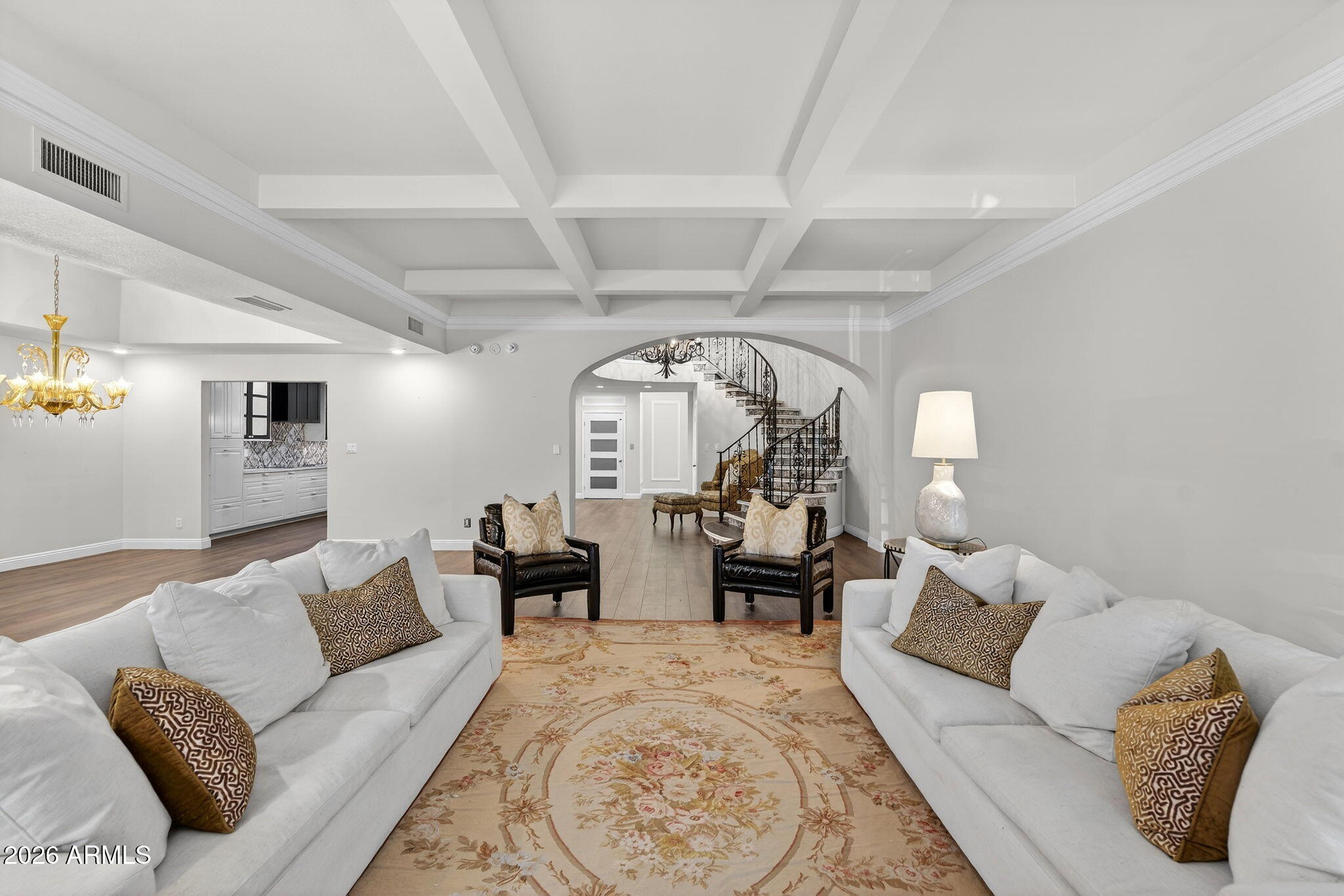 77 E MISSOURI Avenue 27