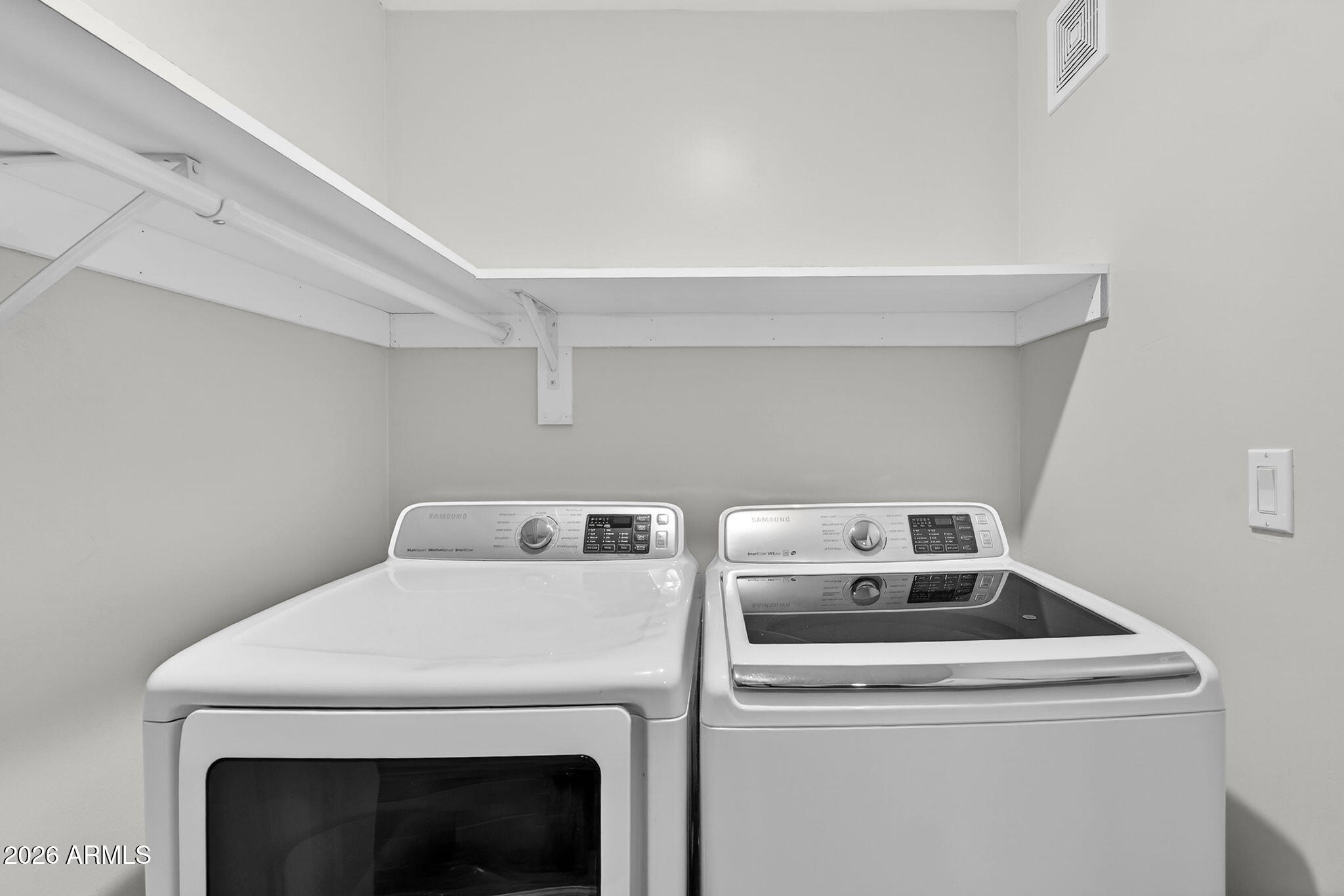 77 E MISSOURI Avenue 27