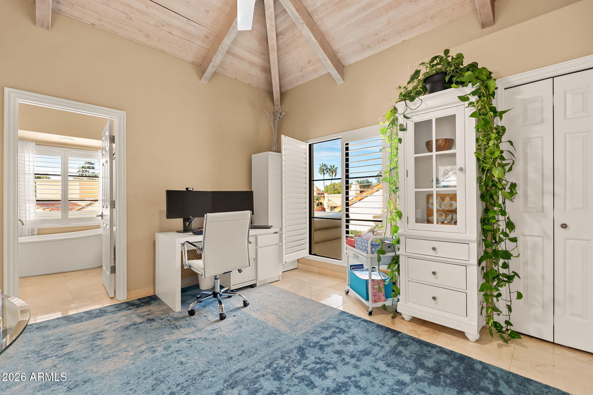 10050 E MOUNTAINVIEW LAKE Drive 10