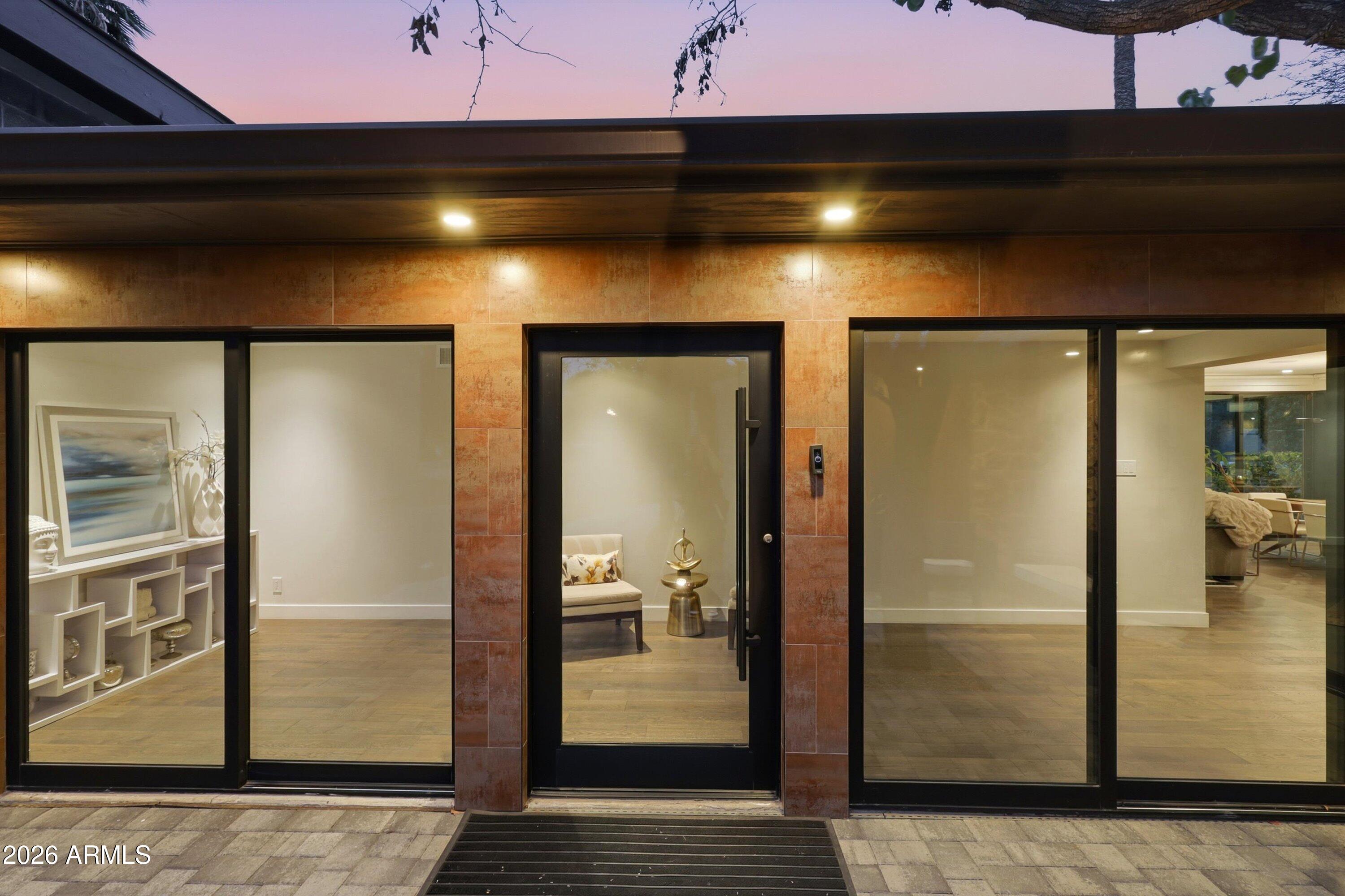 540 W SOLANO Drive