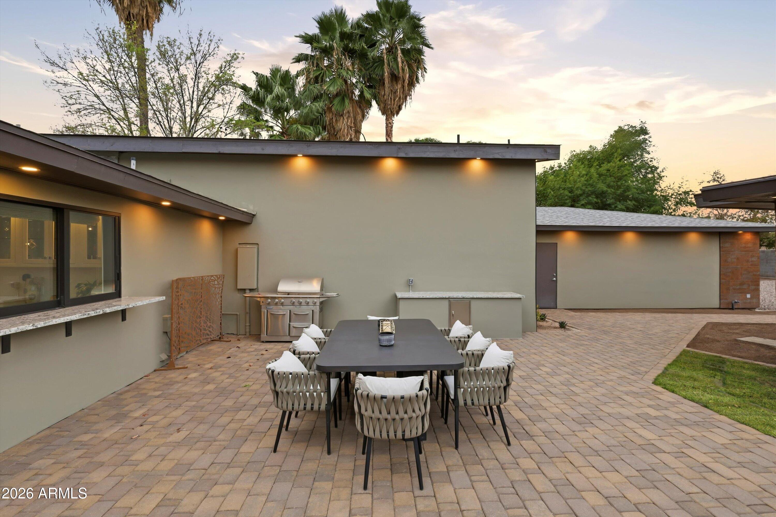 540 W SOLANO Drive