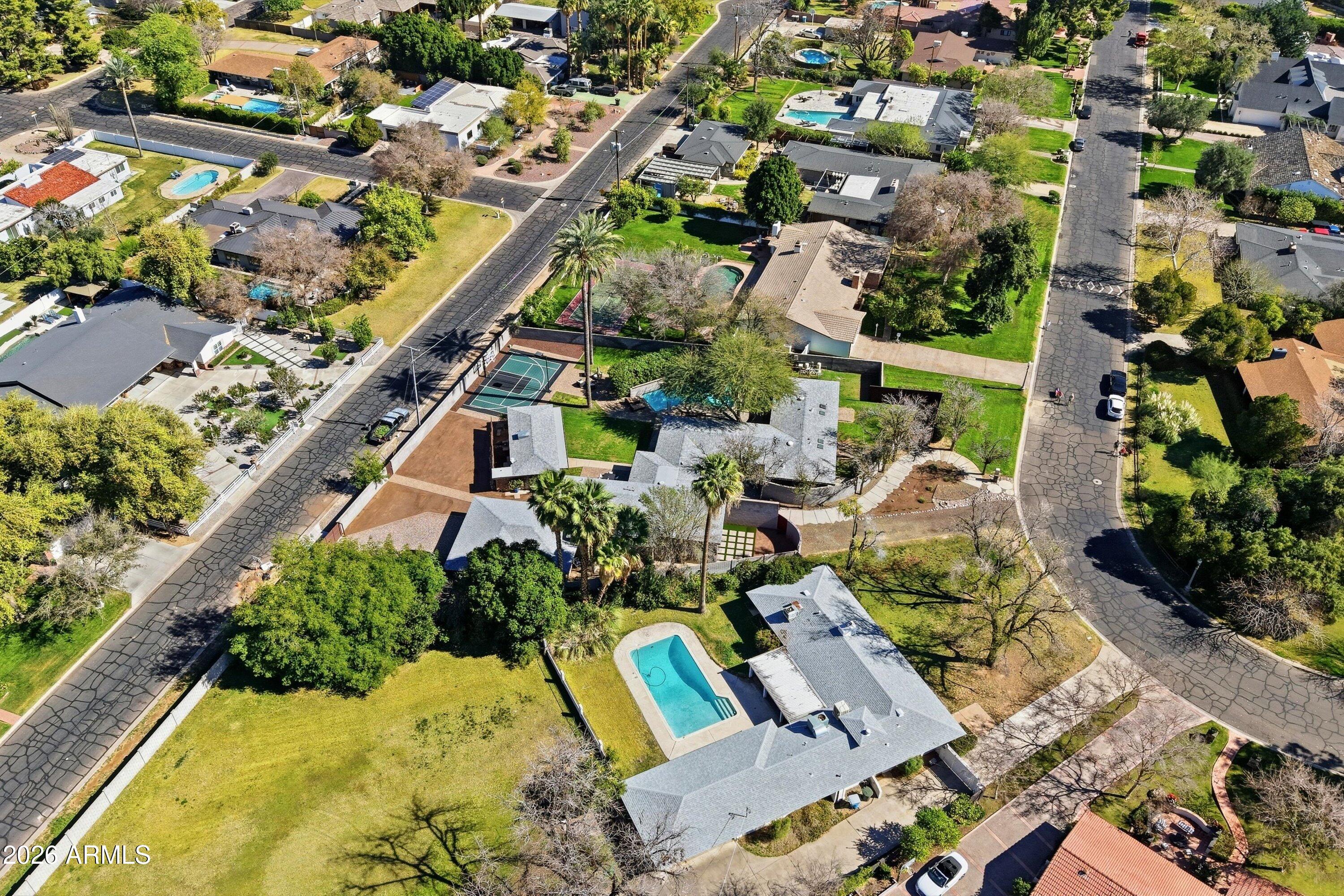 540 W SOLANO Drive