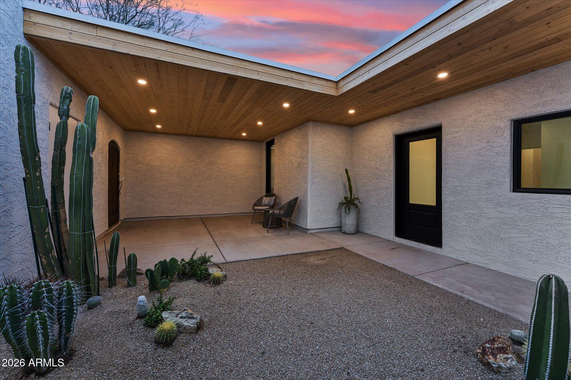 2029 N 22ND Place