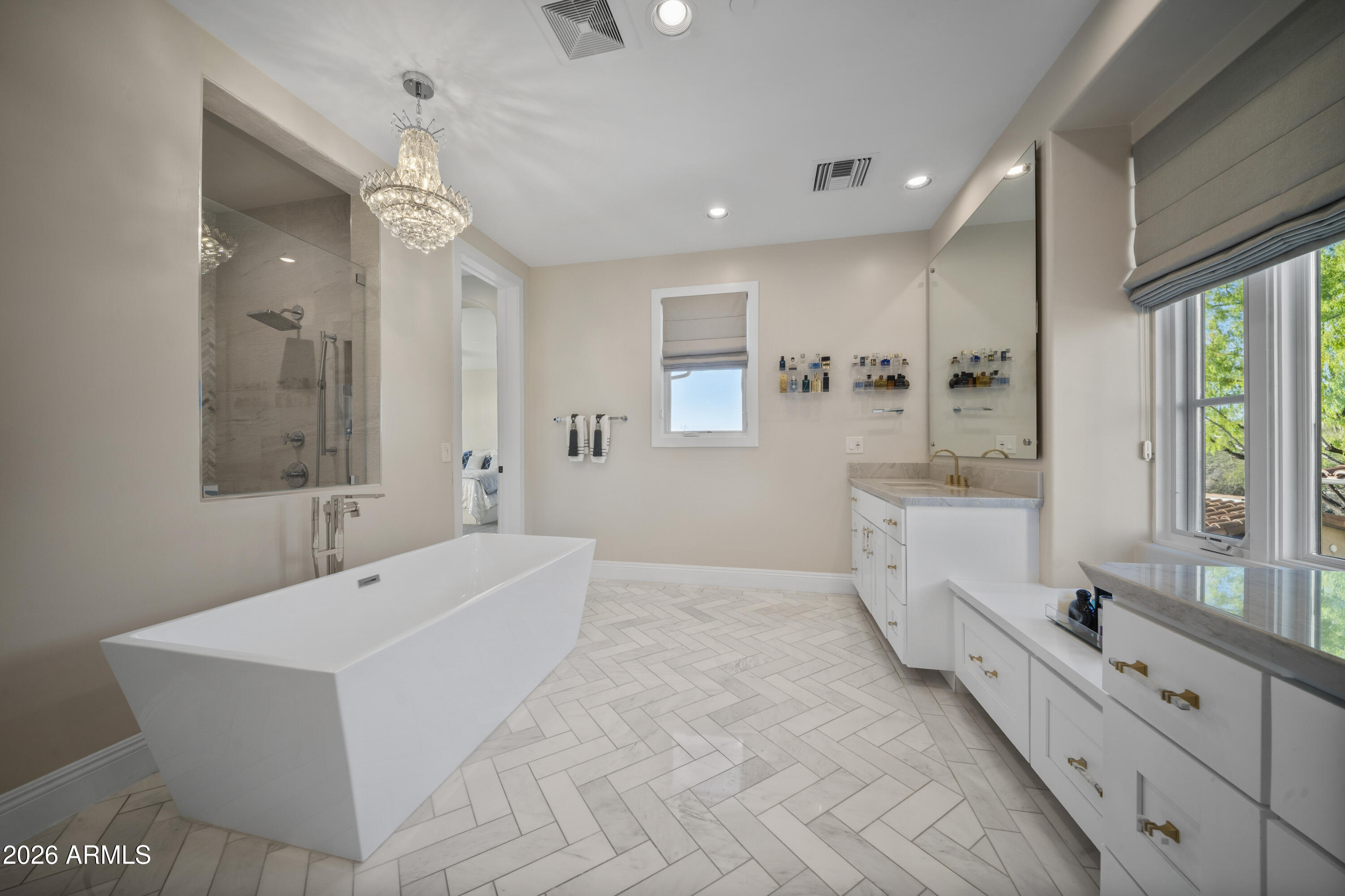 10191 E DIAMOND RIM Drive 2122