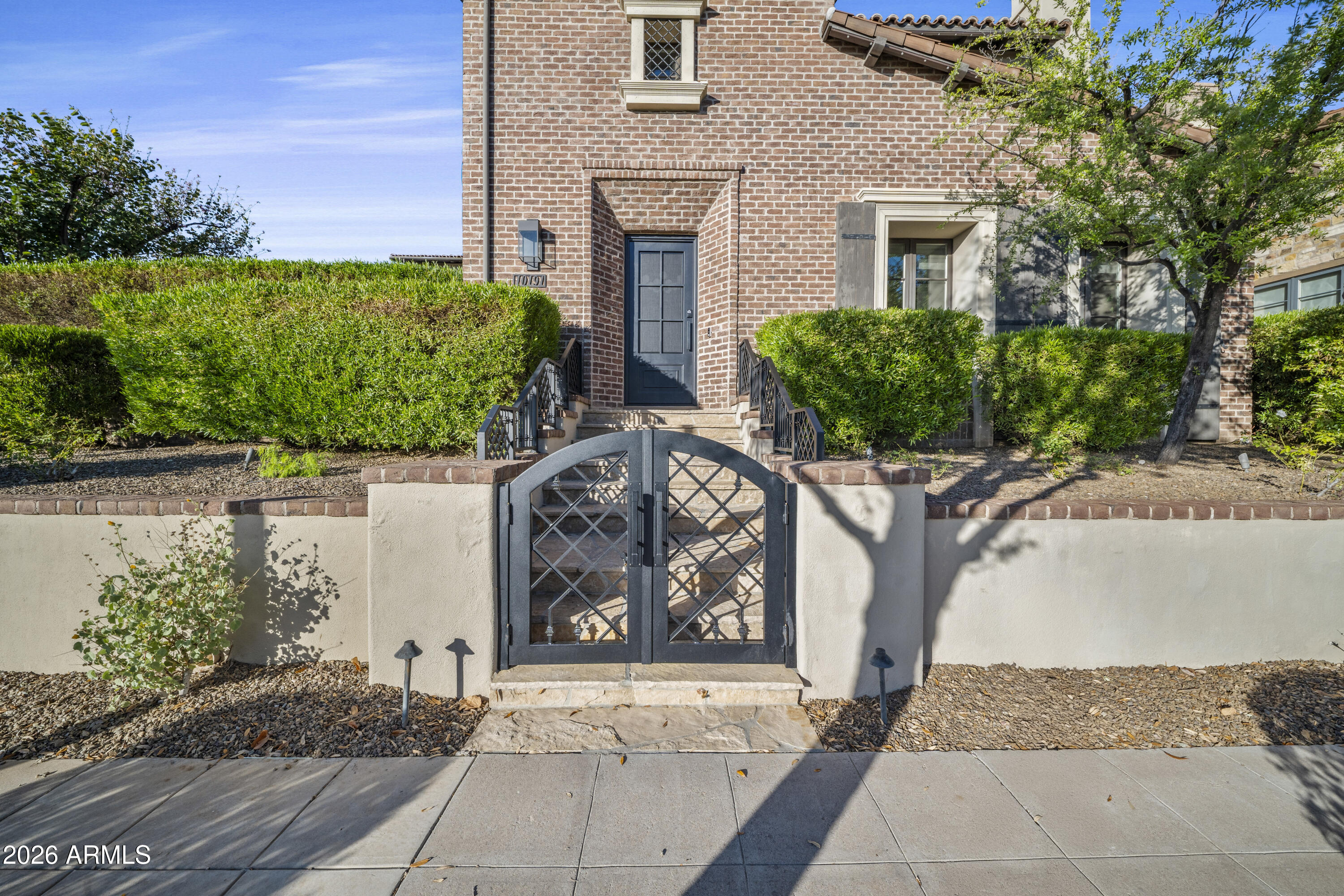 10191 E DIAMOND RIM Drive 2122