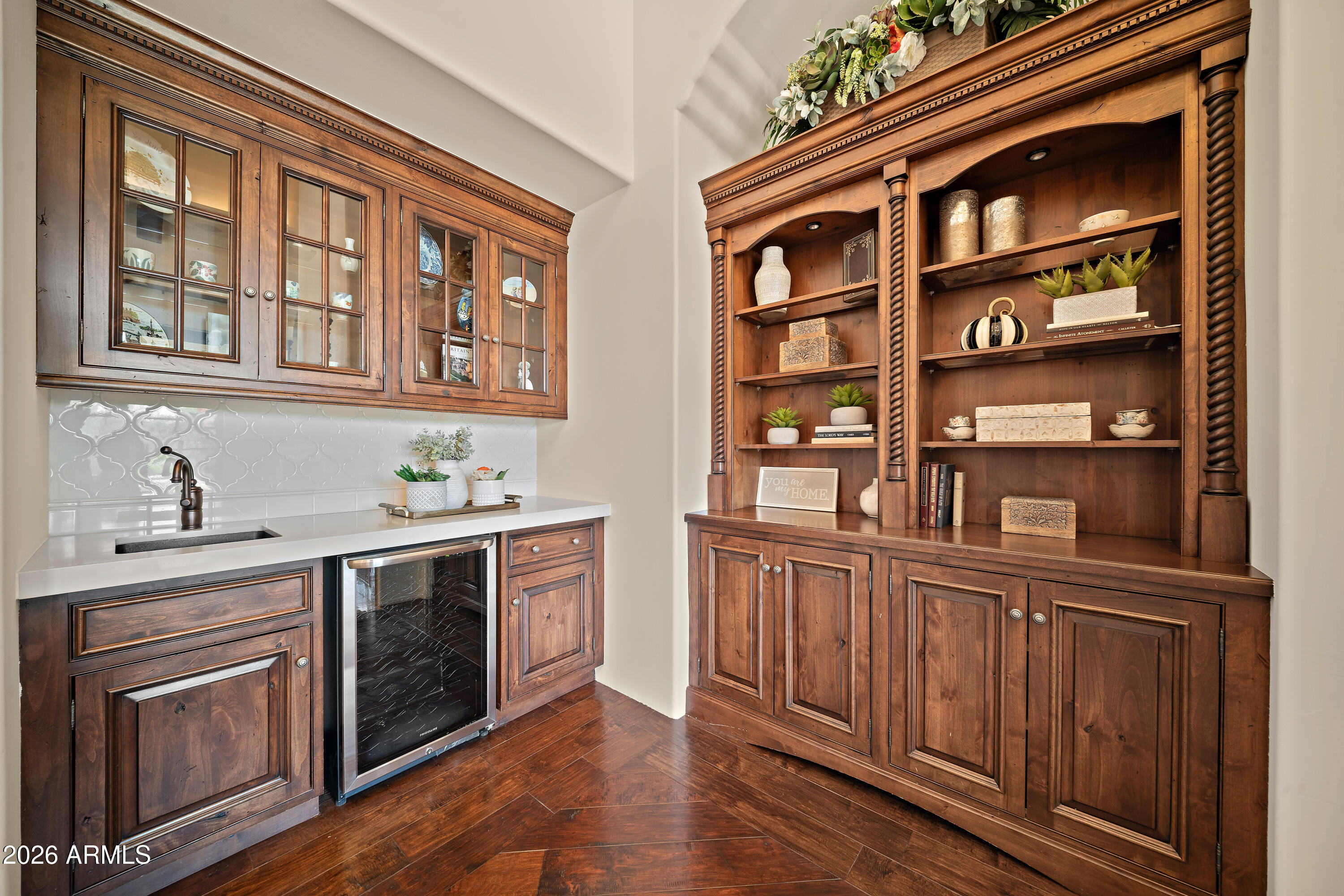 9290 E Thompson Peak Parkway 451