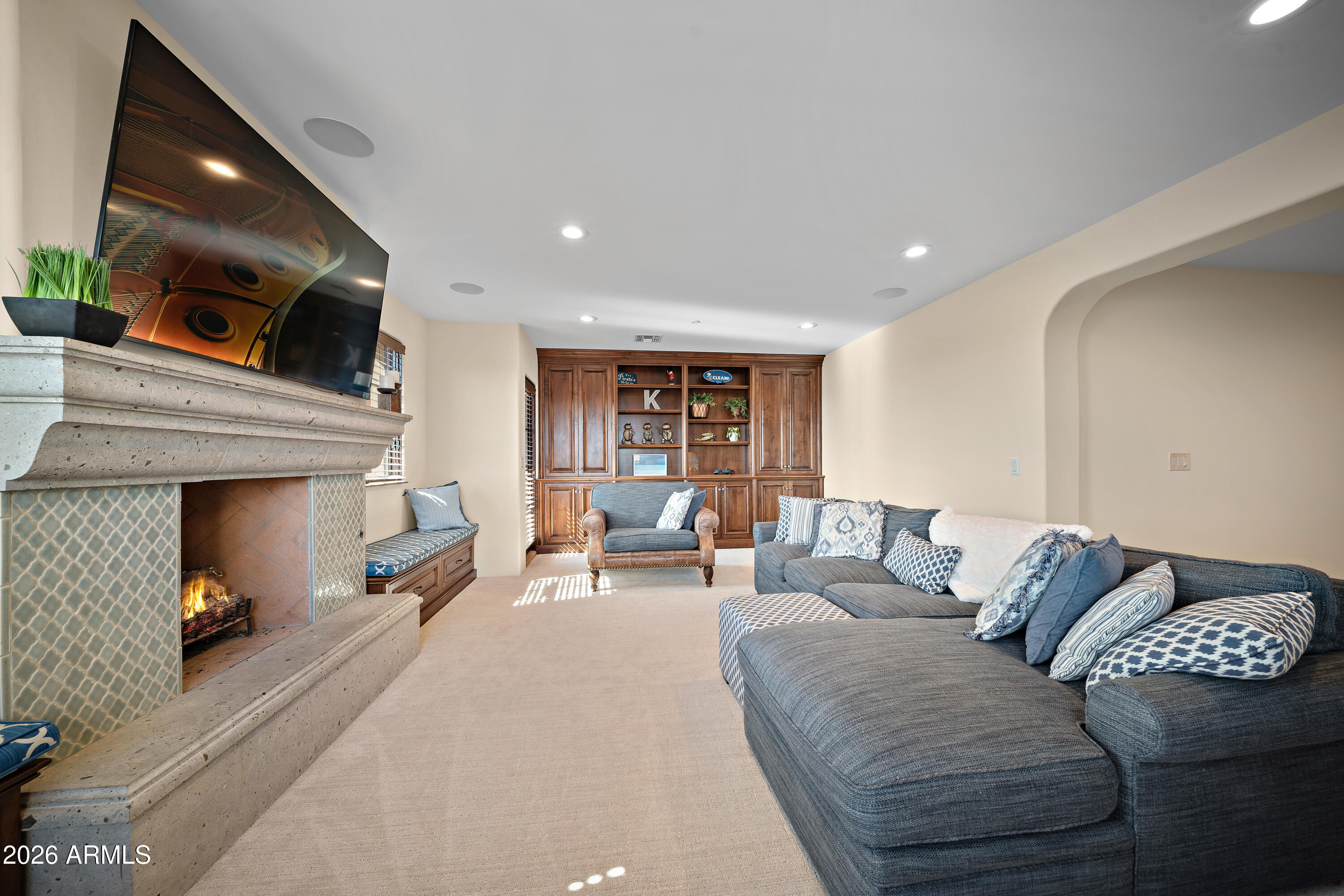 9290 E Thompson Peak Parkway 451