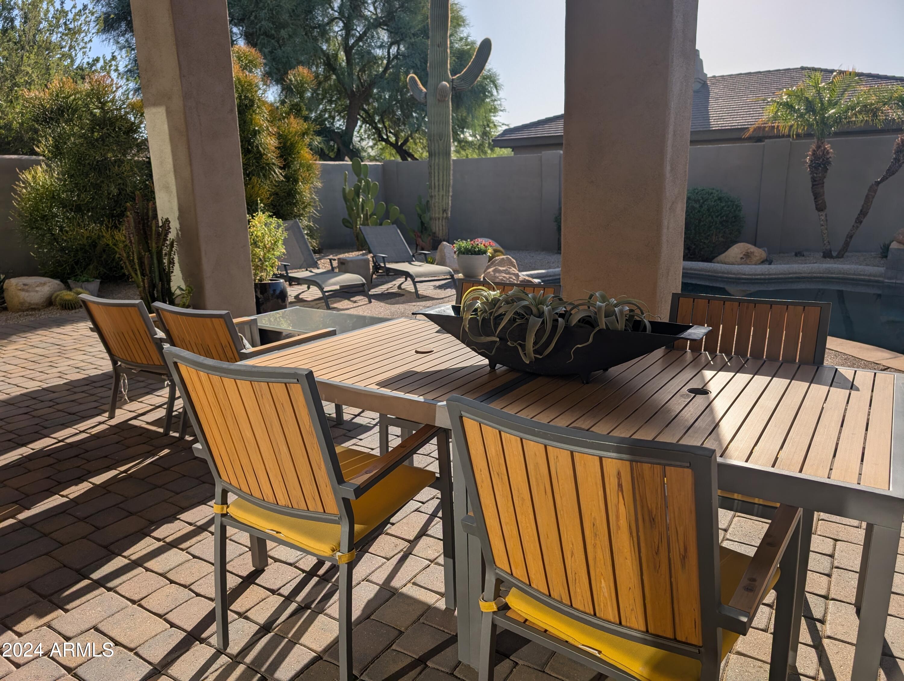 7953 E THUNDERHAWK Road