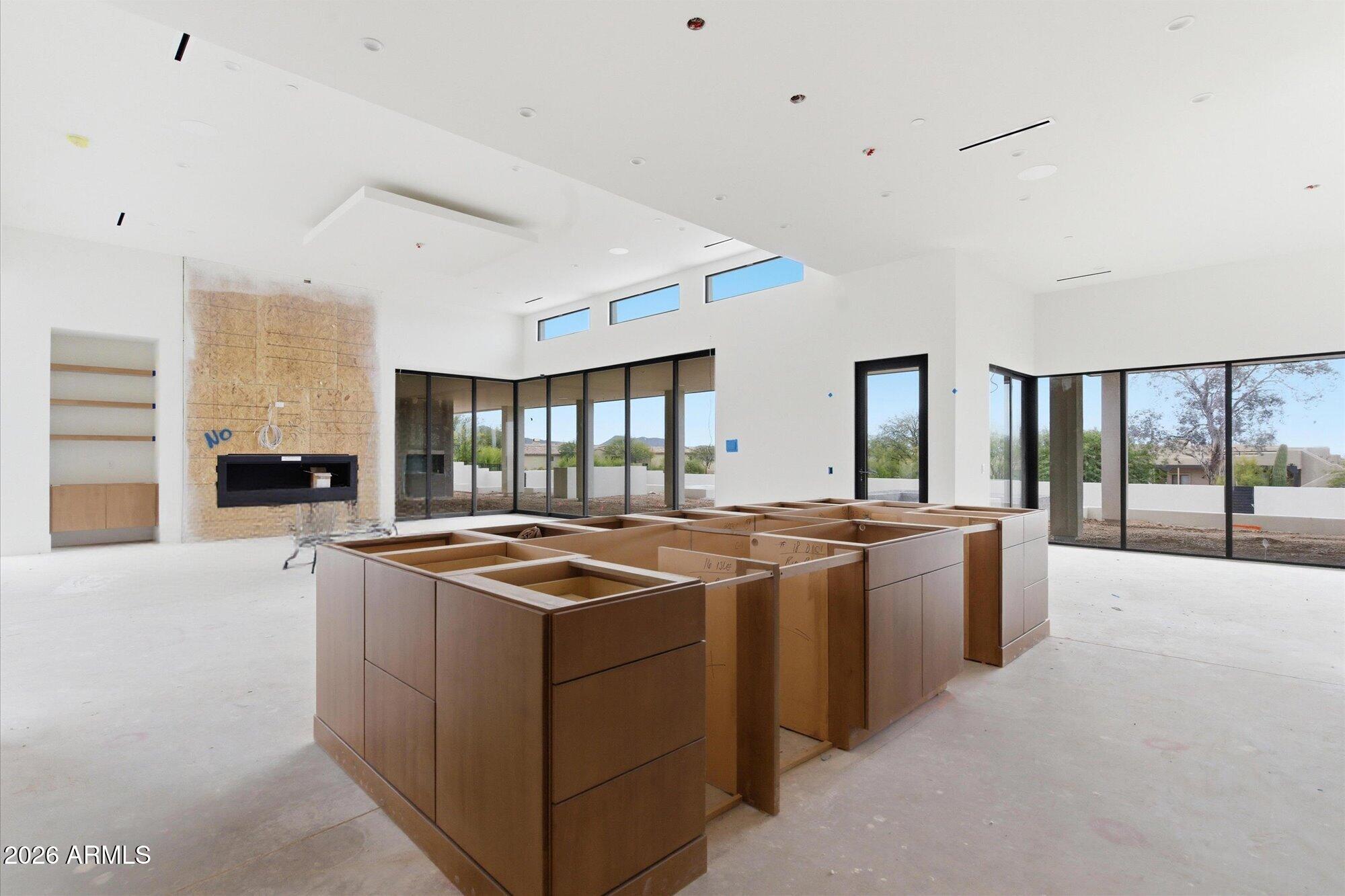 9021 E RIMROCK Drive
