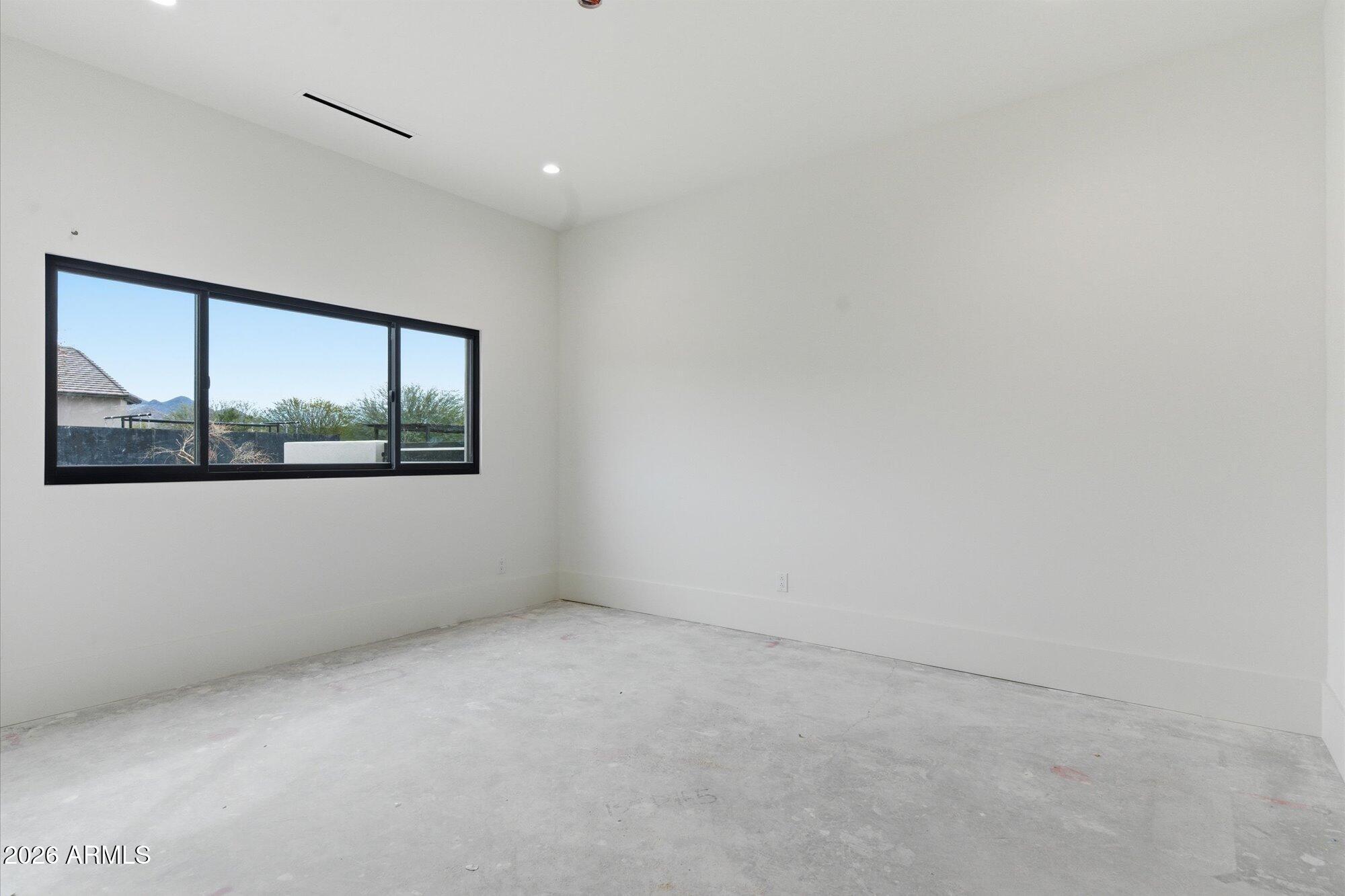 9021 E RIMROCK Drive