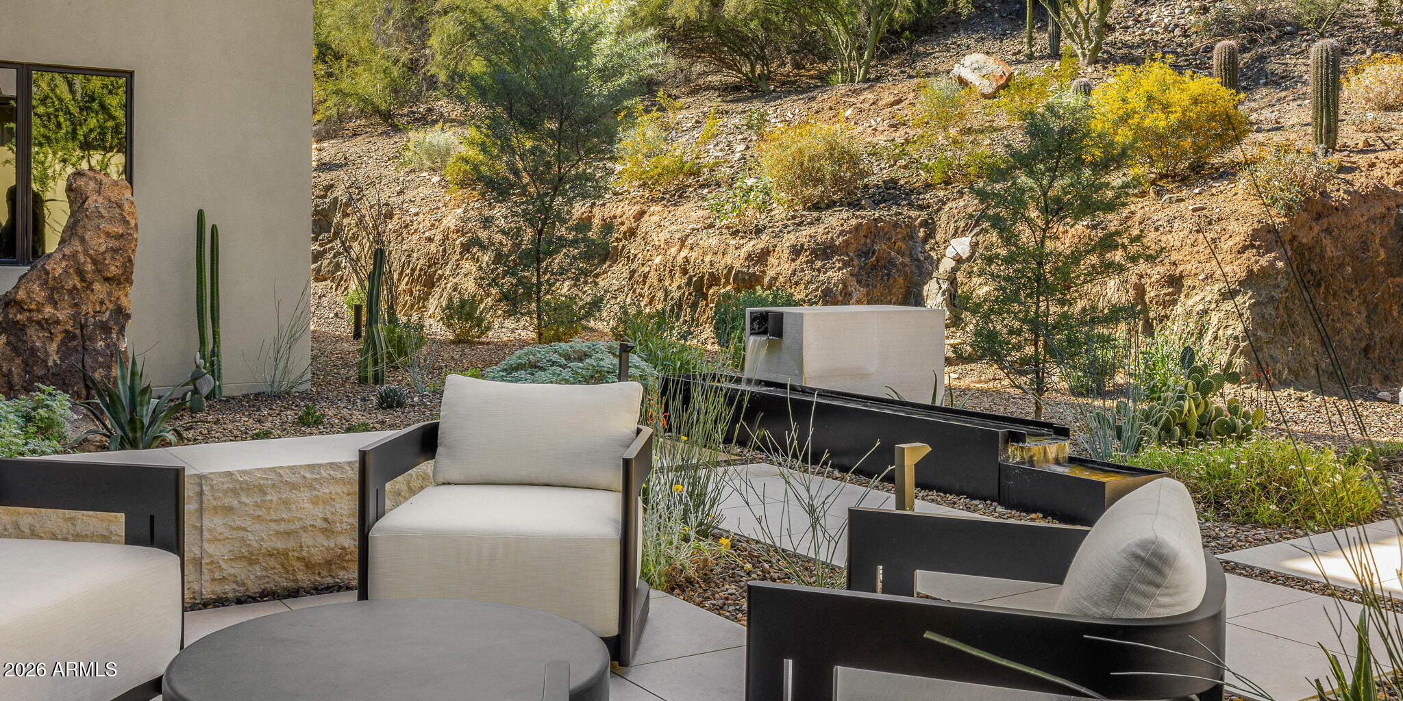 7540 N LAKESIDE Lane