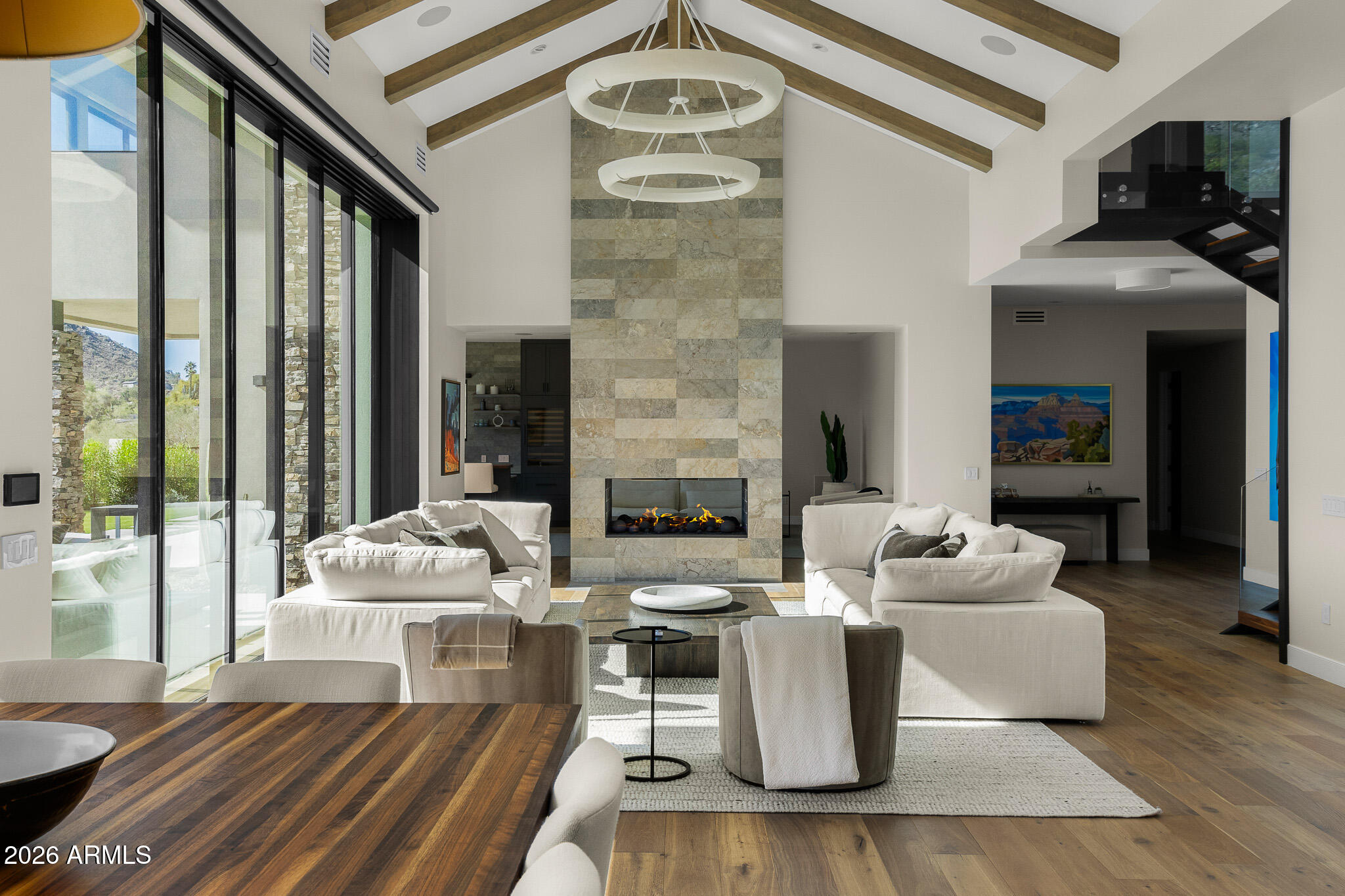 7540 N LAKESIDE Lane