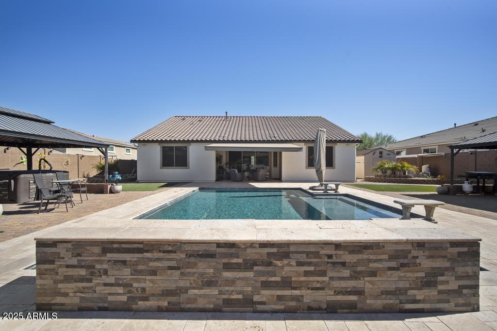 12512 W LAMAR Court