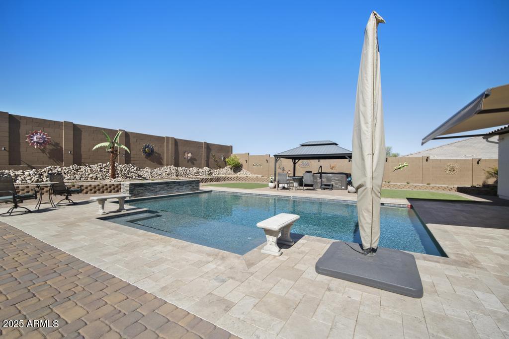 12512 W LAMAR Court