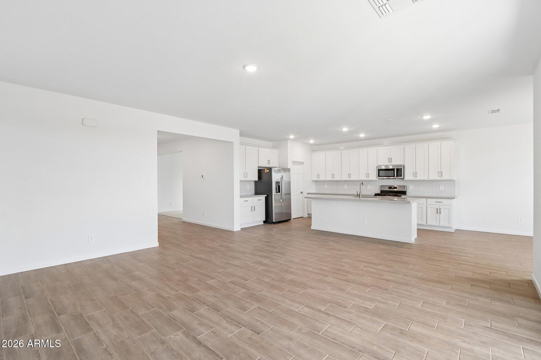47103 W PECAN WOODS