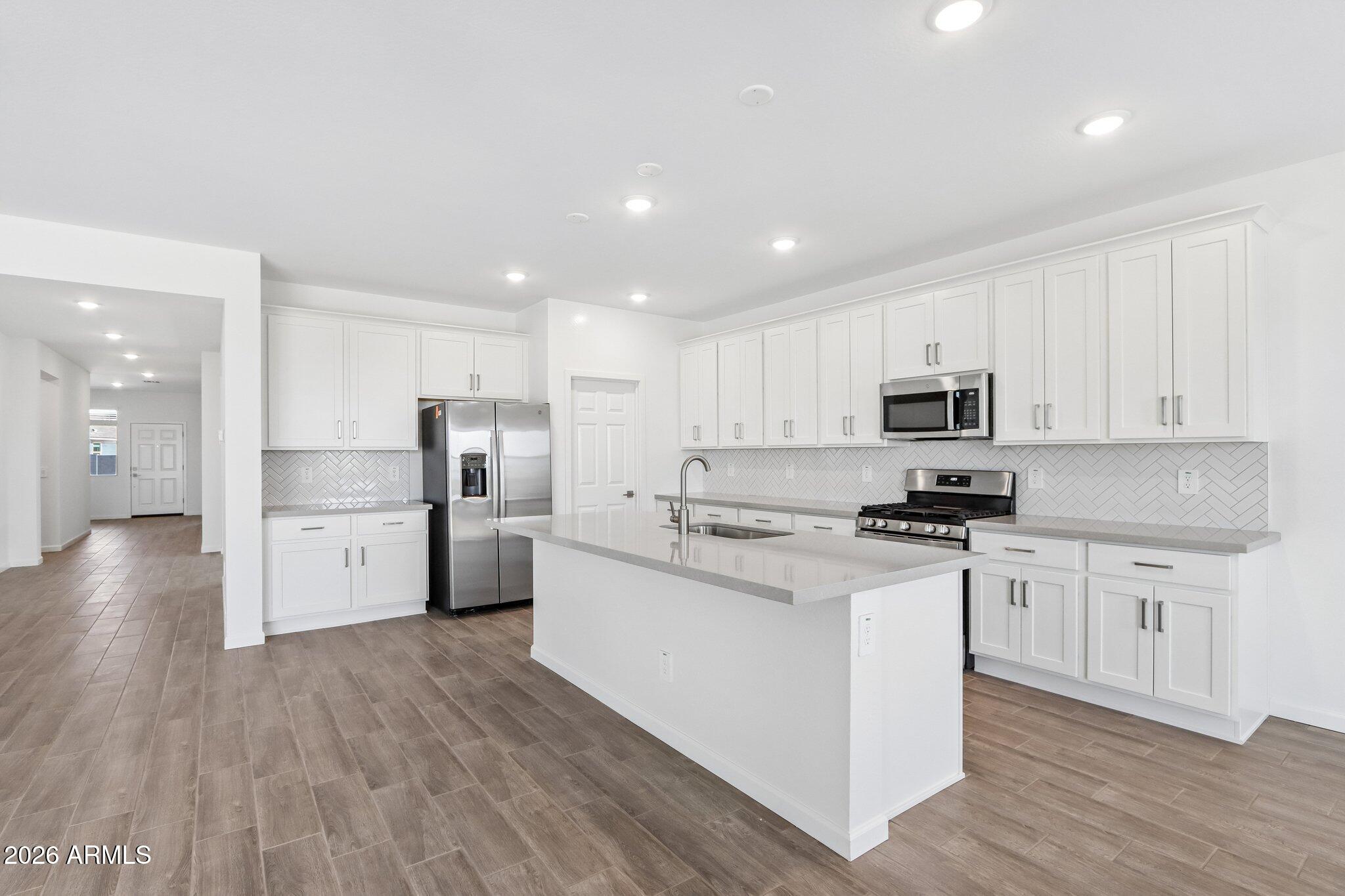 47103 W PECAN WOODS