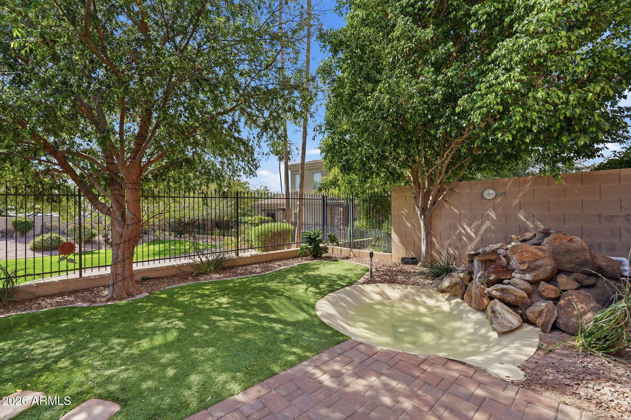 6202 E MCKELLIPS Road 11