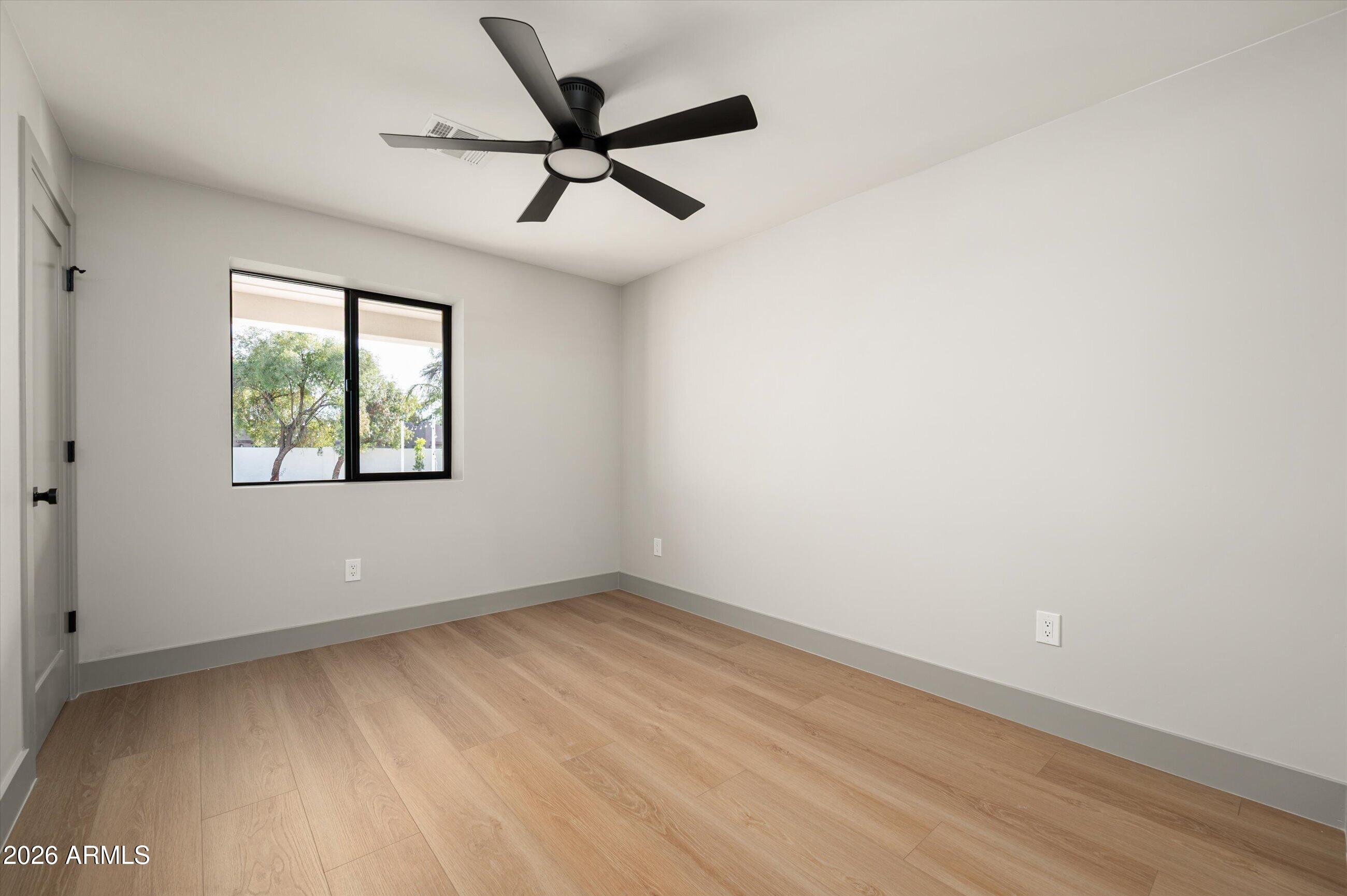 7121 E LARKSPUR Drive