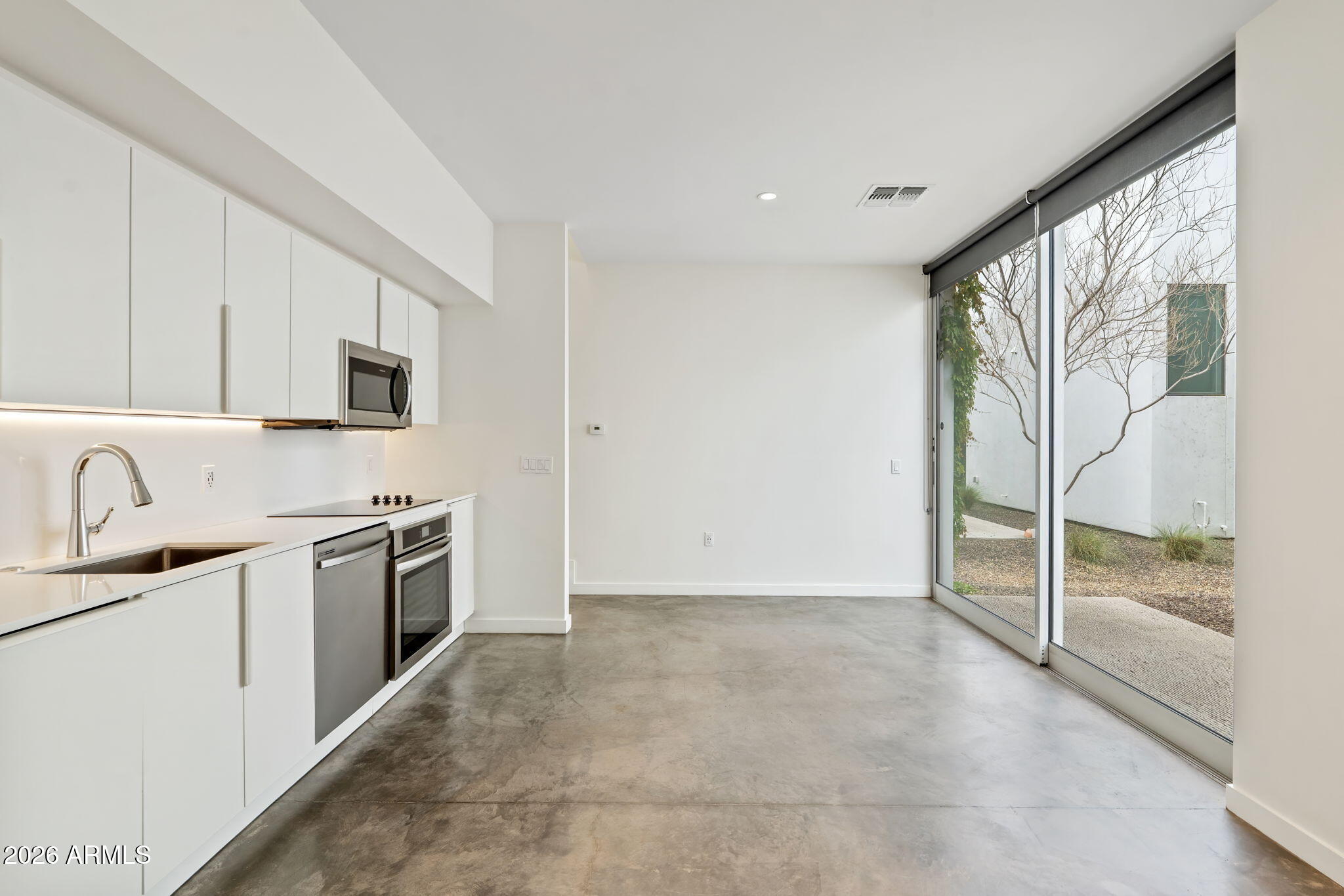 1337 E Polk Street 7