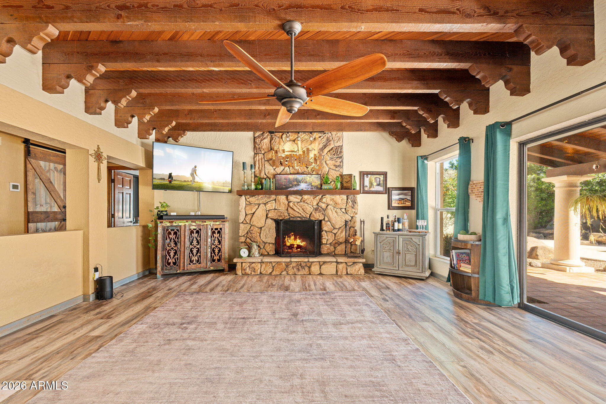 1825 E ELMWOOD Street