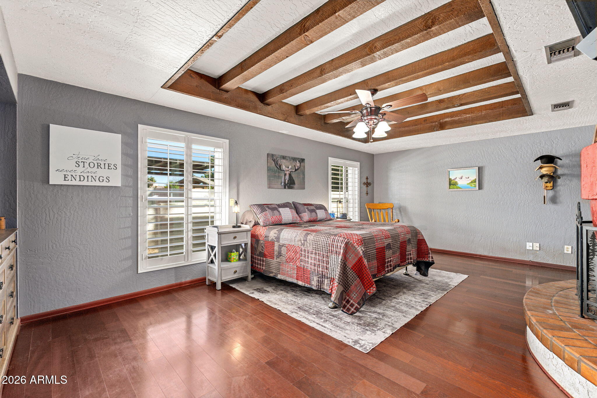 1825 E ELMWOOD Street