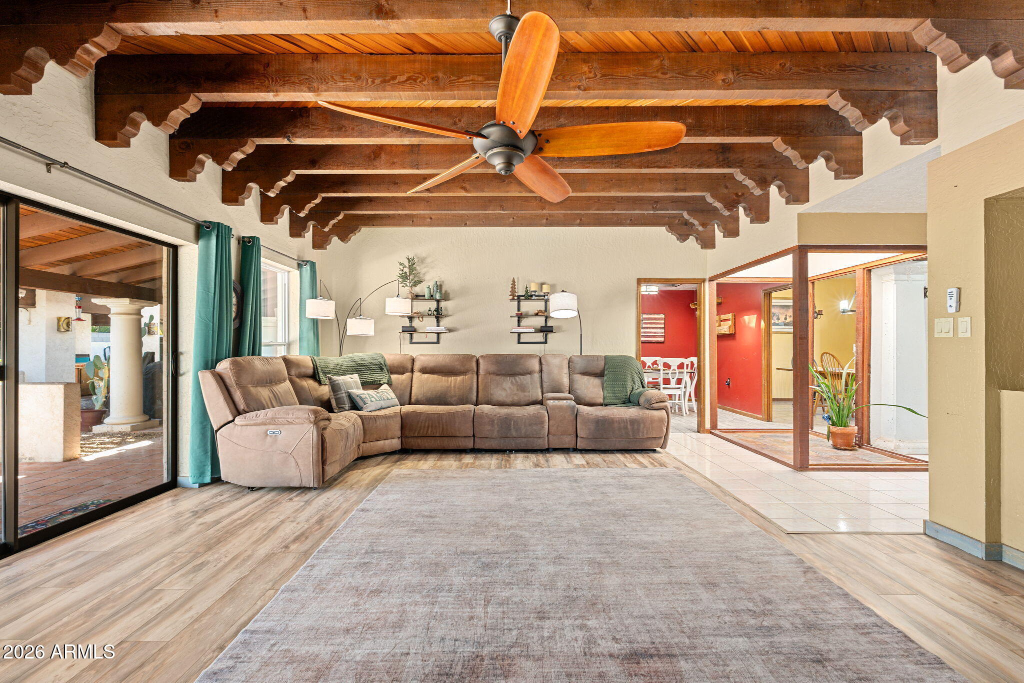 1825 E ELMWOOD Street