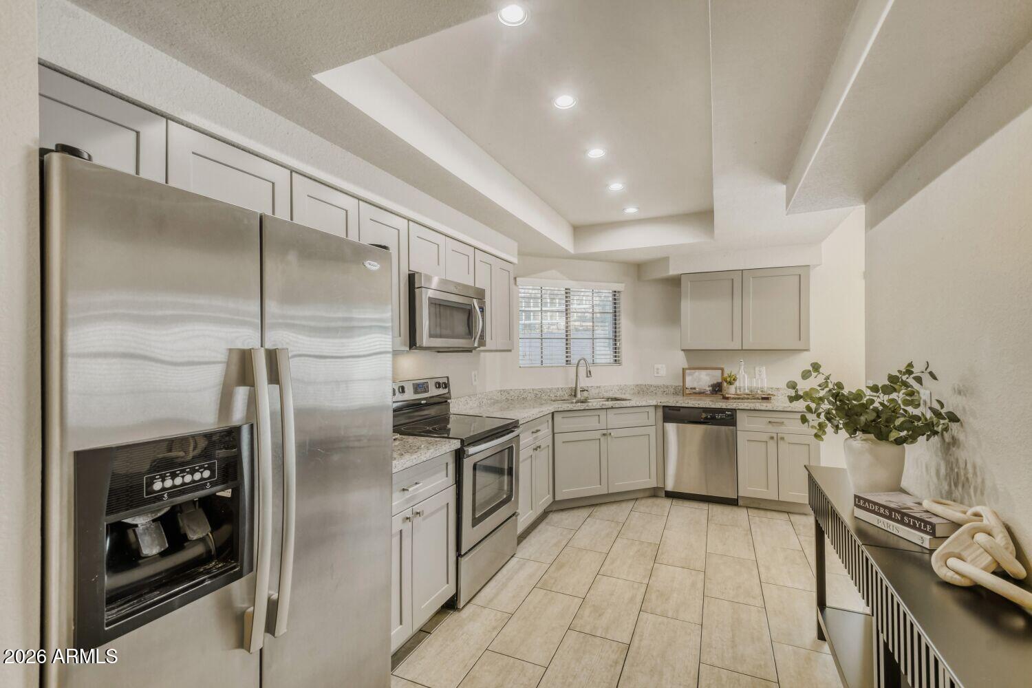 8870 S HEATHER Drive