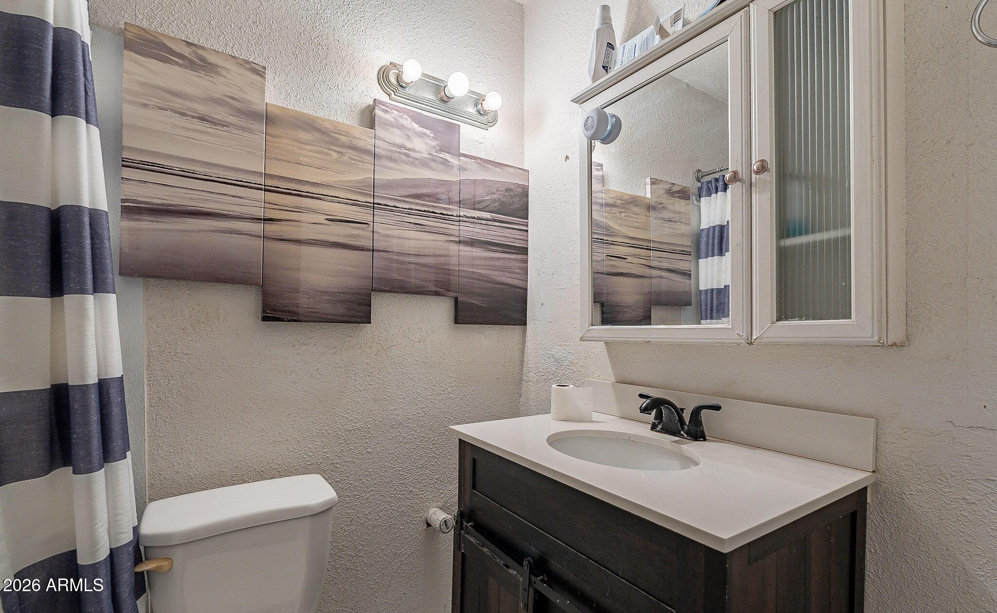 1021 N HAROLD Street