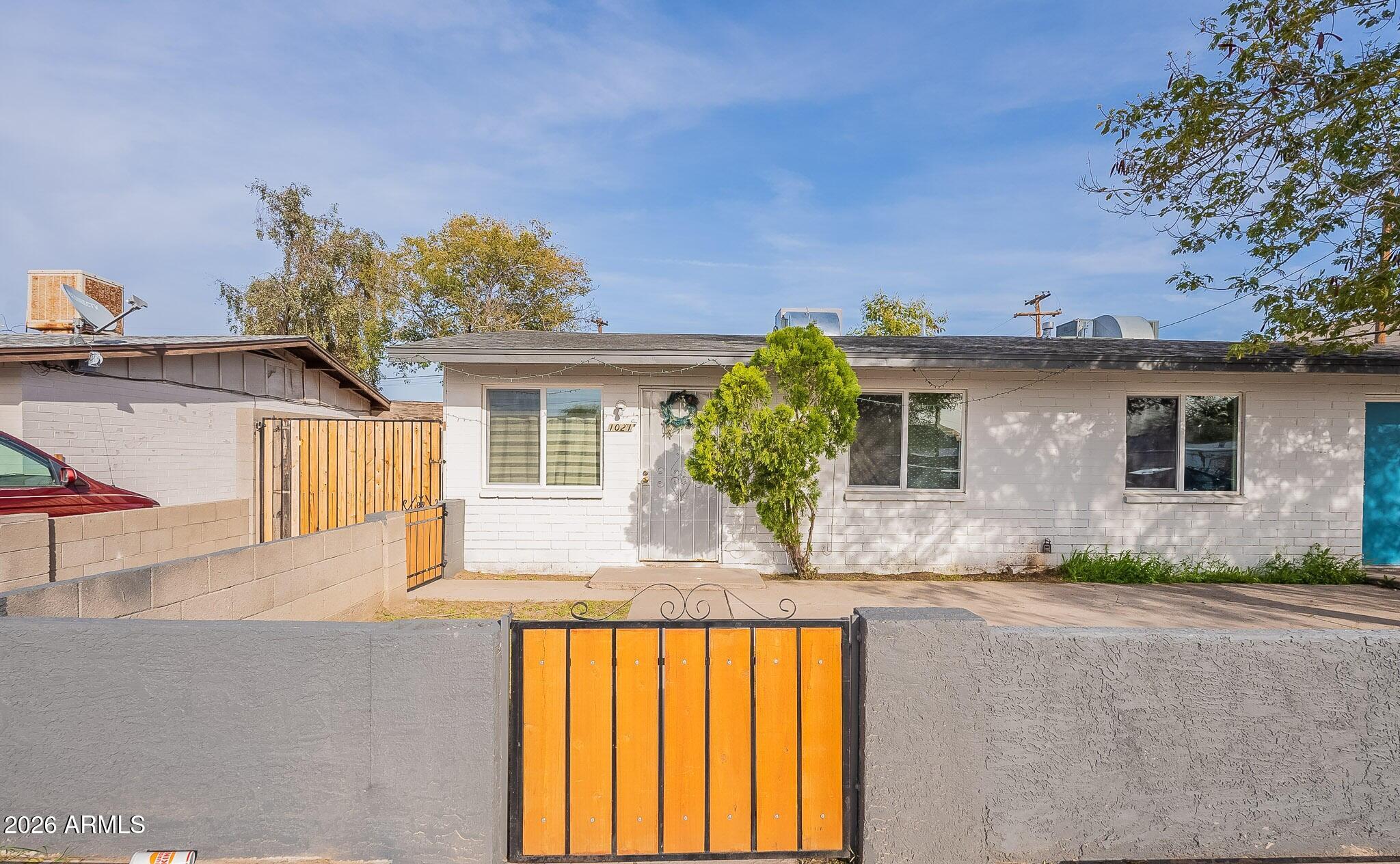 1021 N HAROLD Street