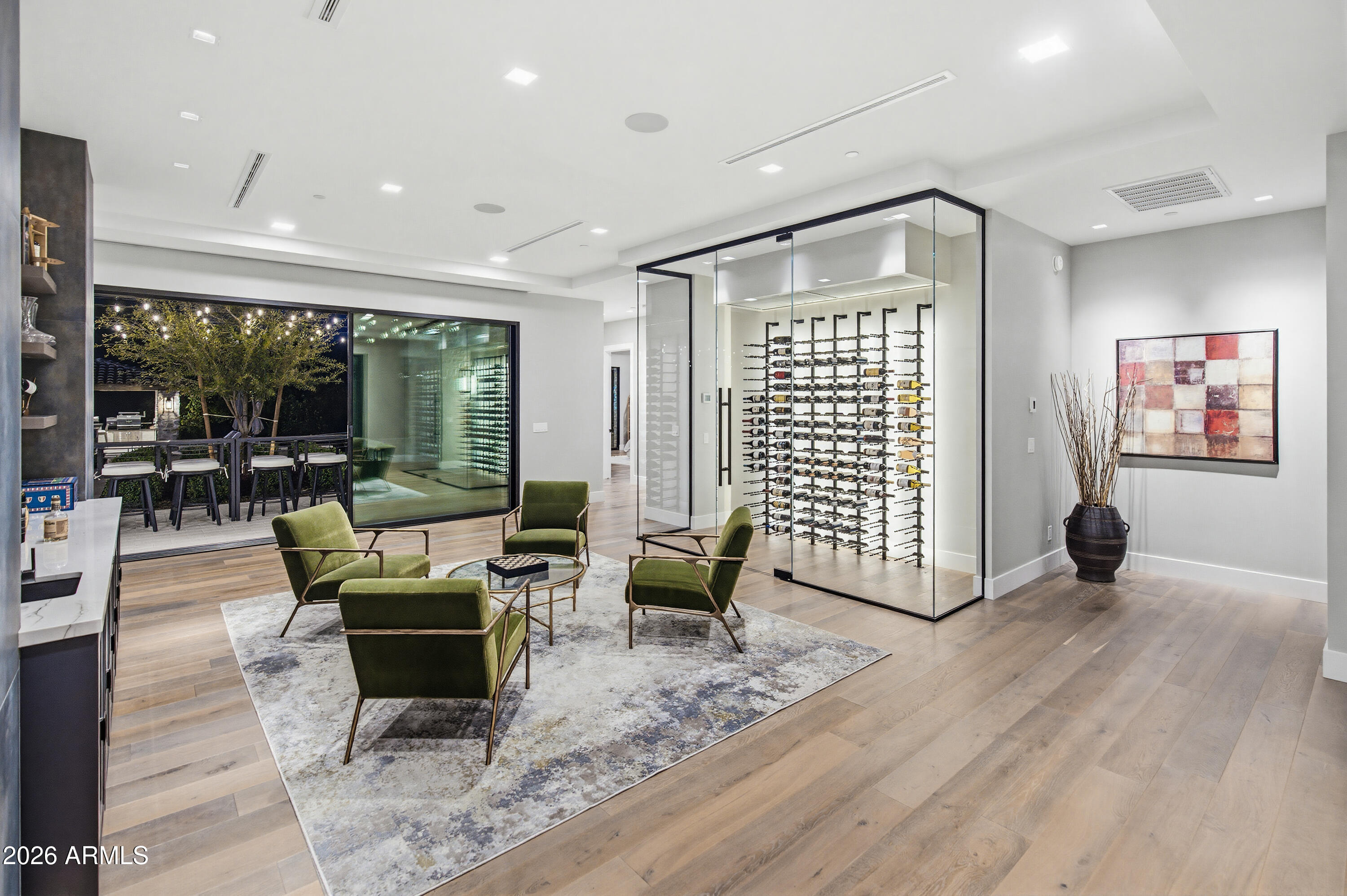 6210 E KEIM Drive