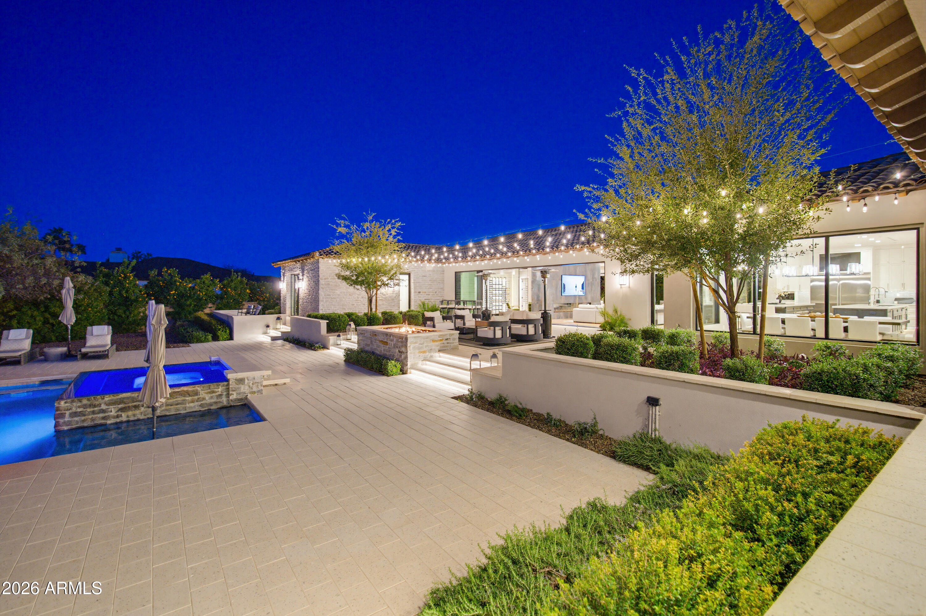 6210 E KEIM Drive